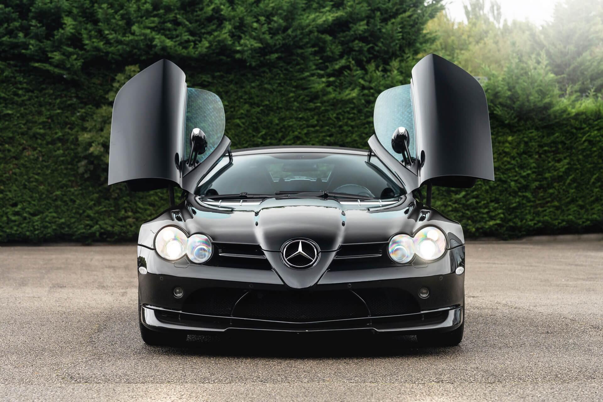 Mercedes-Benz SLR view 21