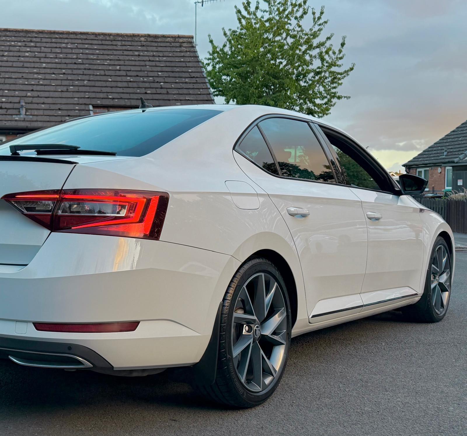 Skoda Superb view 39