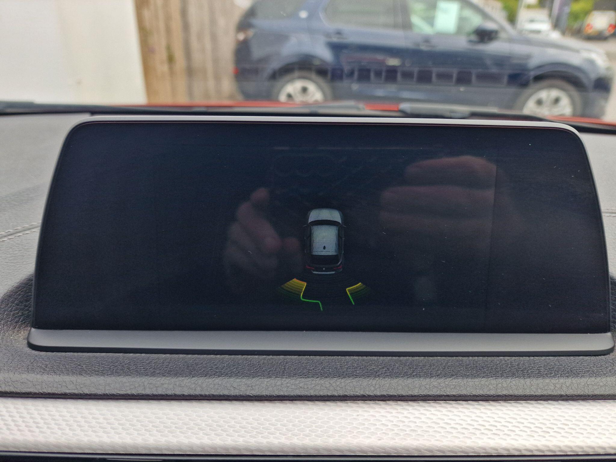 BMW 1 Series view 5