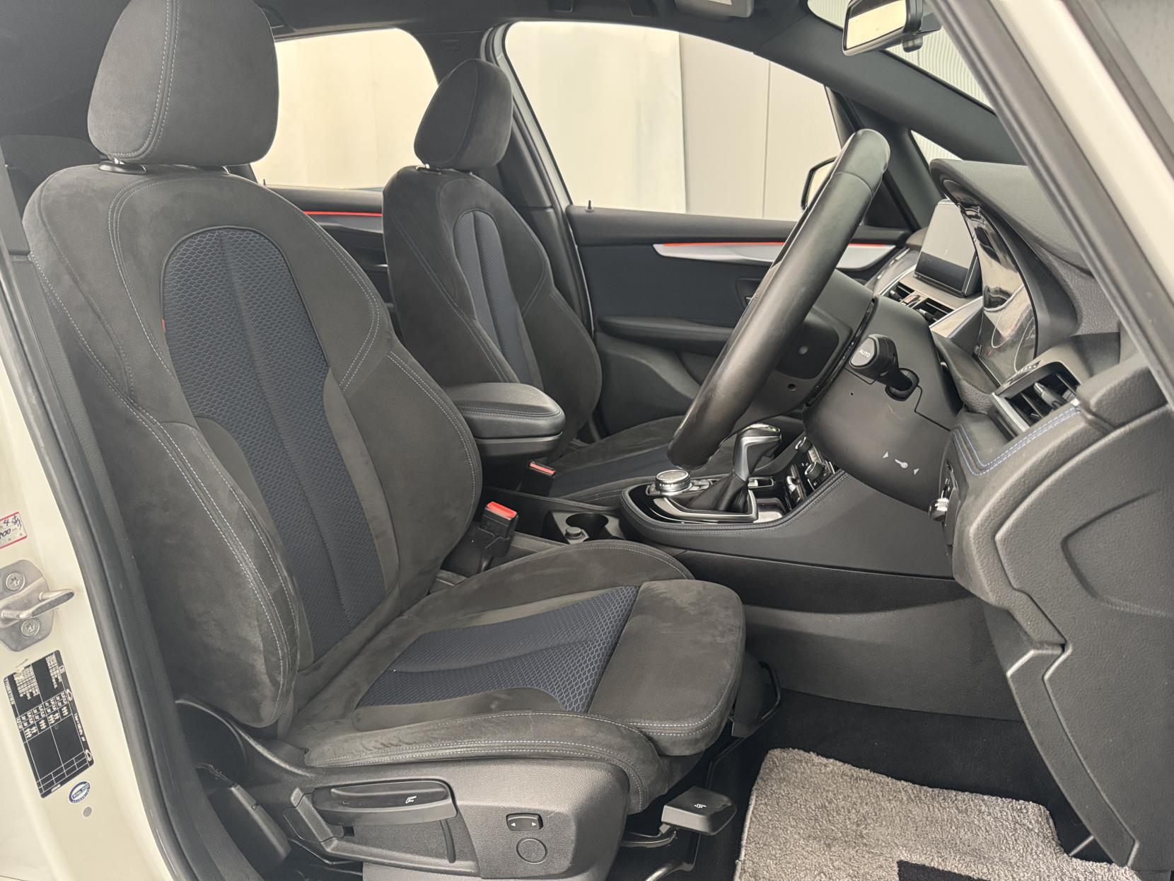 BMW 2 Series Active Tourer view 58