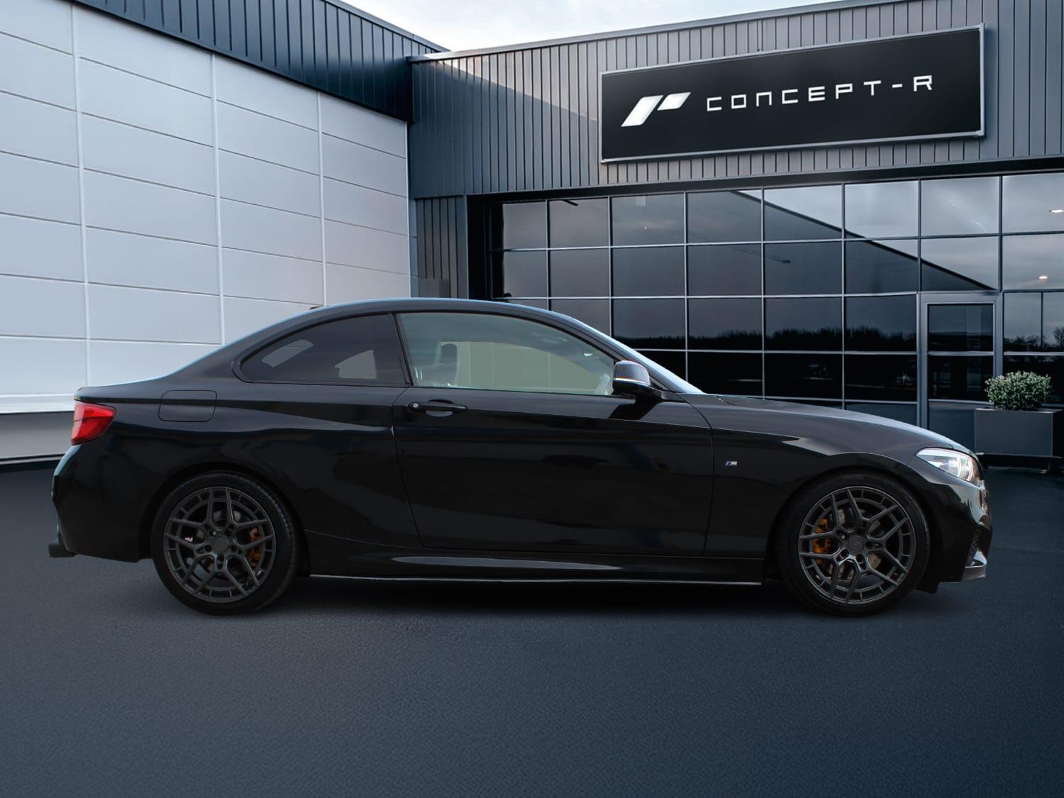 BMW 2 Series view 3