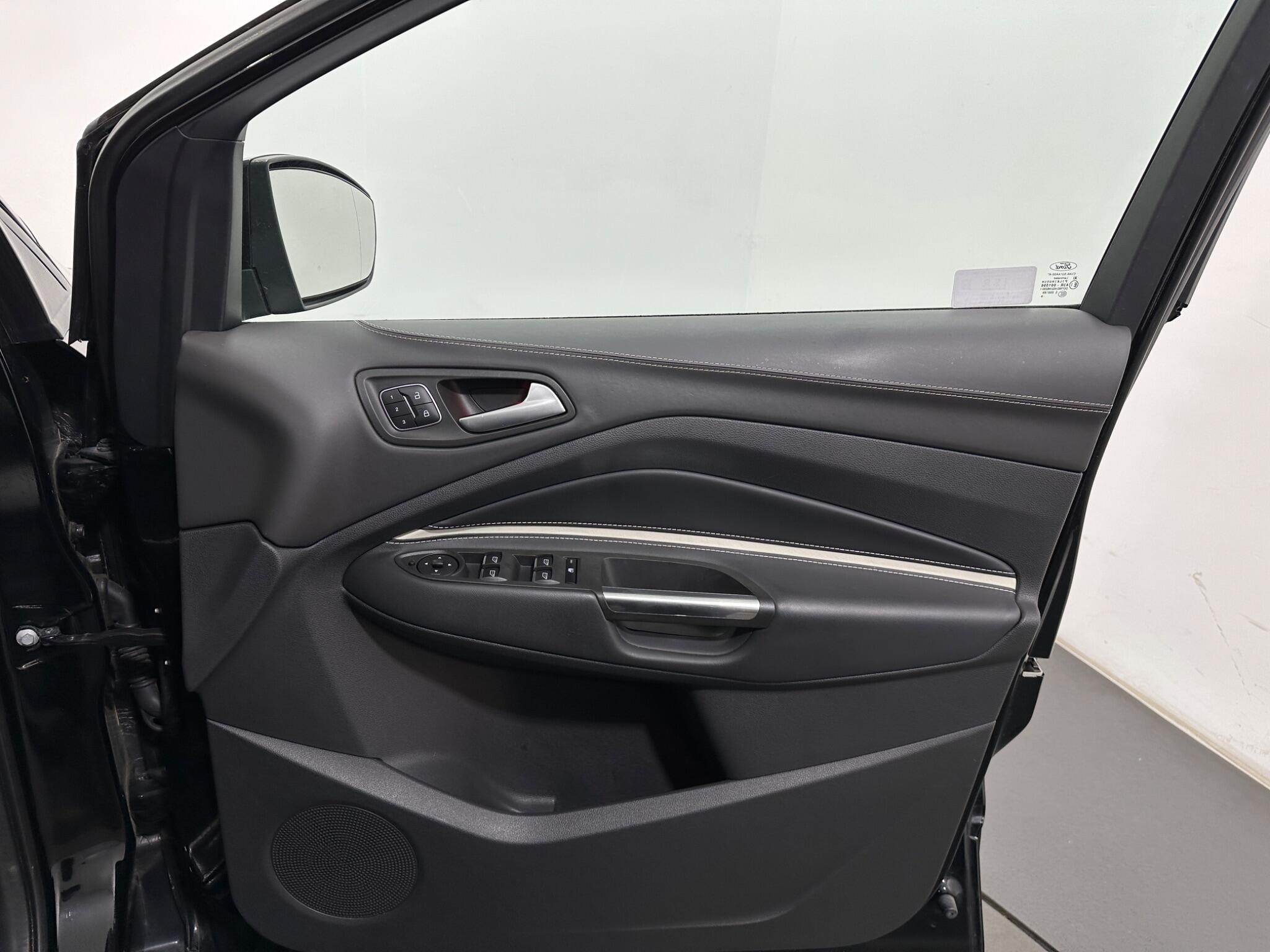 Ford Kuga view 33