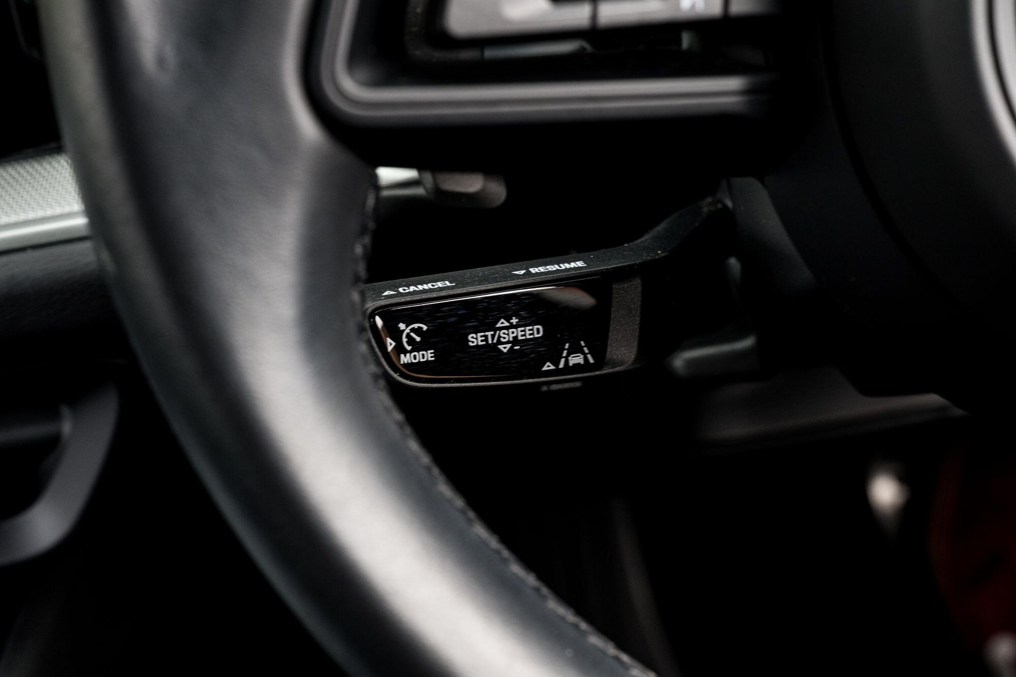 Porsche Cayenne view 55