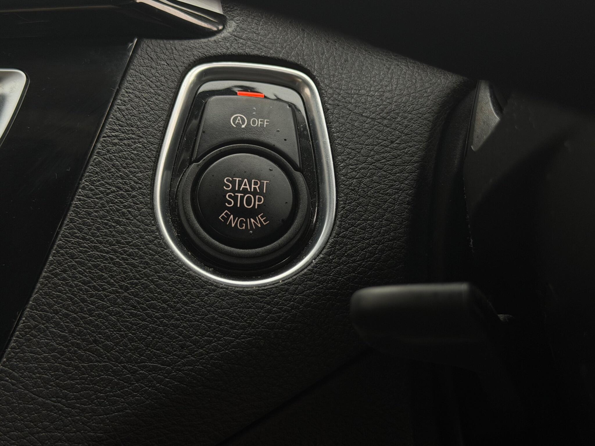 BMW 1 Series view 24