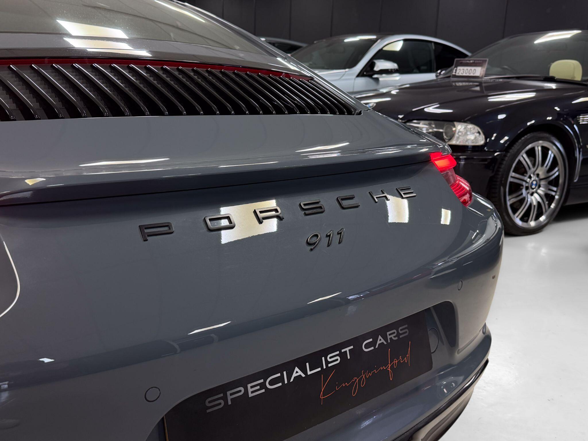 Porsche 911 view 48