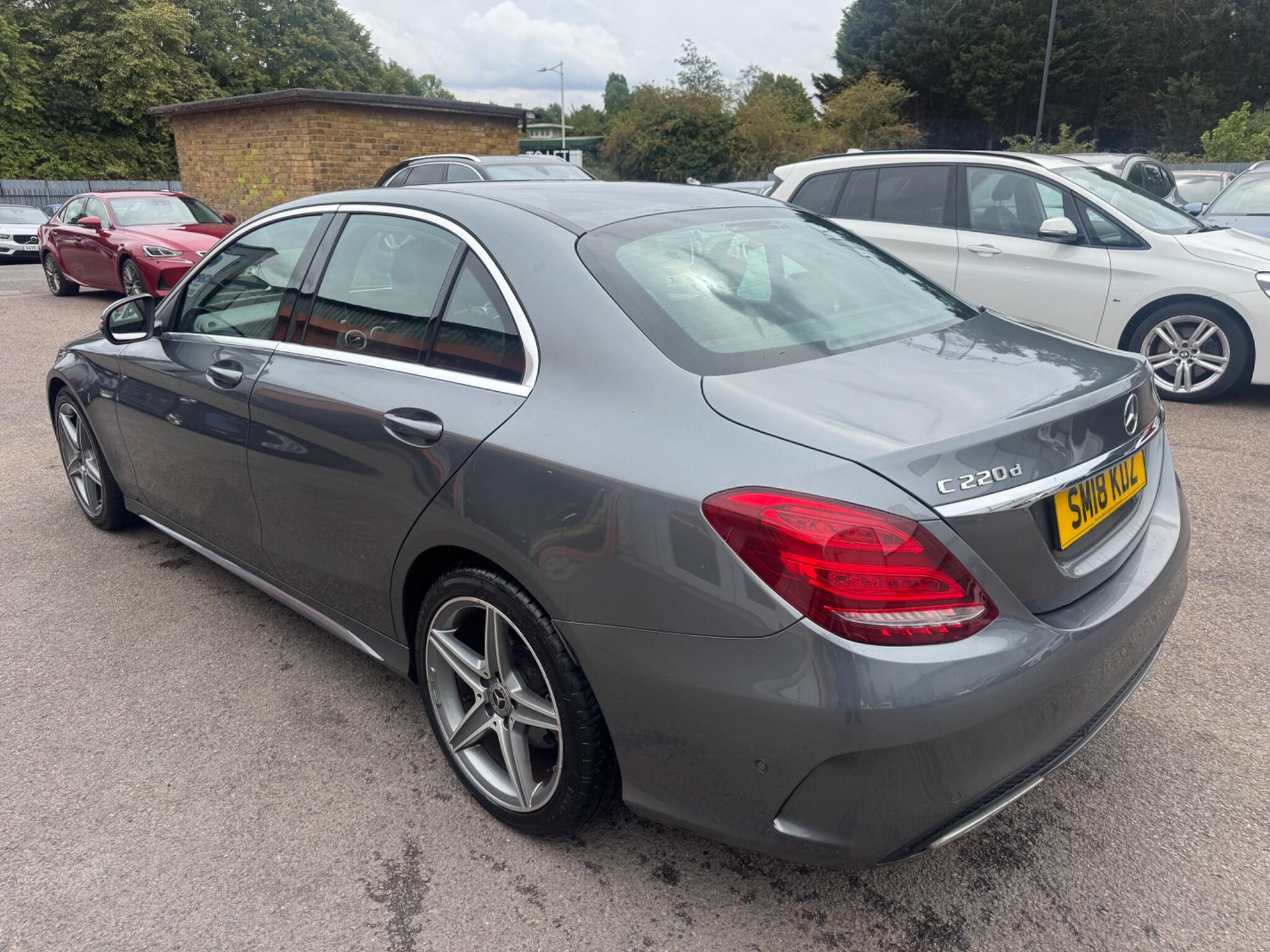 Mercedes-Benz C Class view 3