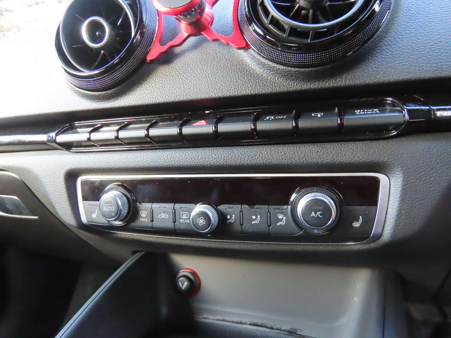 Audi S3 view 12