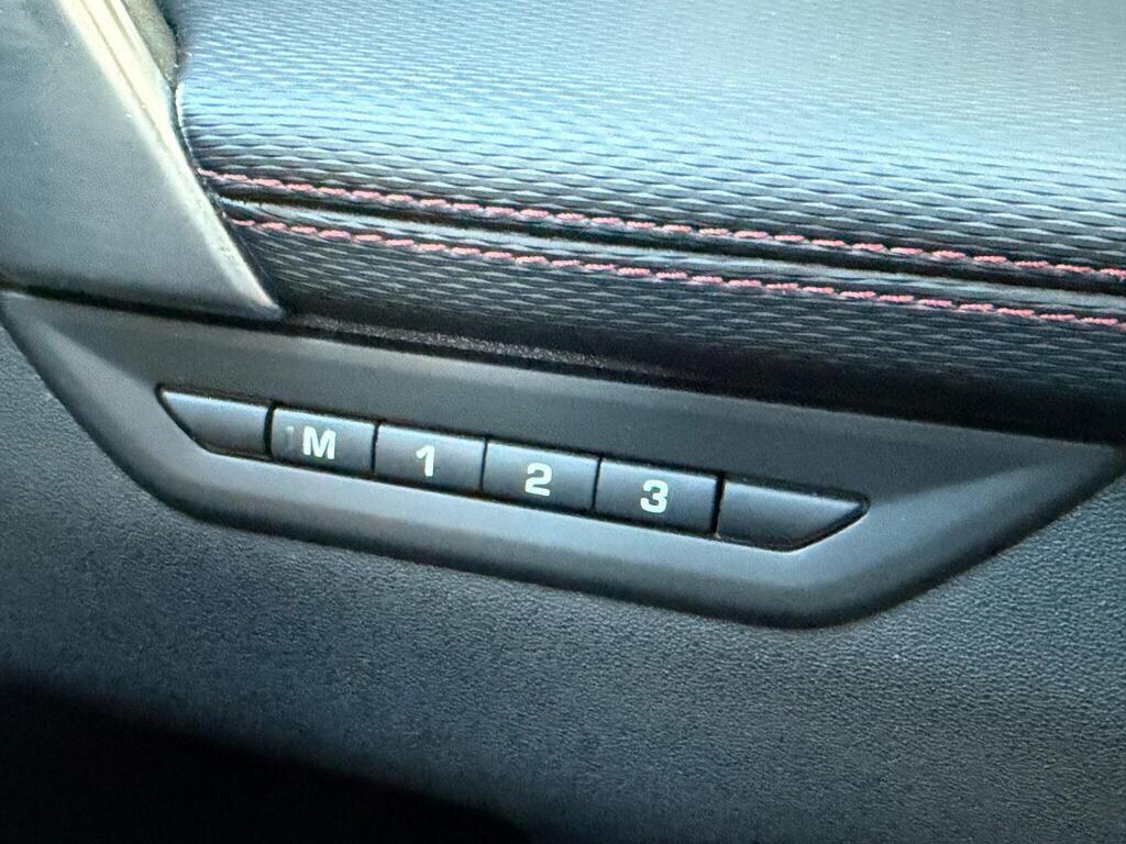 Land Rover Discovery Sport view 49