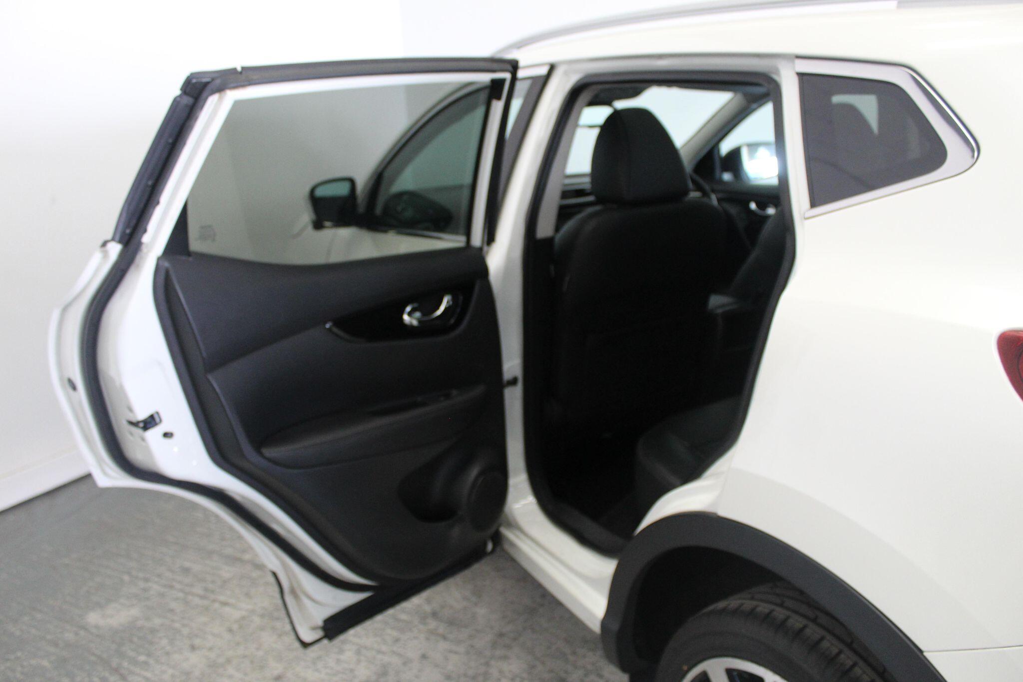 Nissan Qashqai view 28
