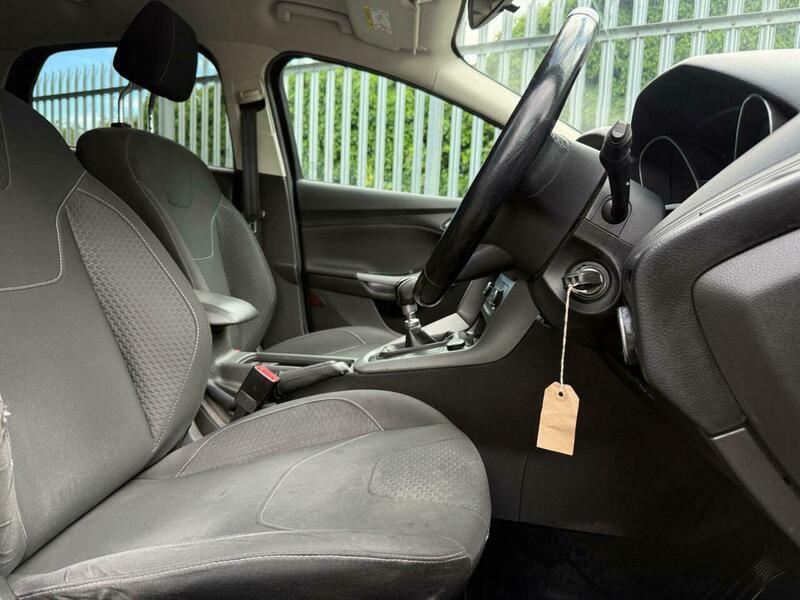 2017 Ford Focus image 15