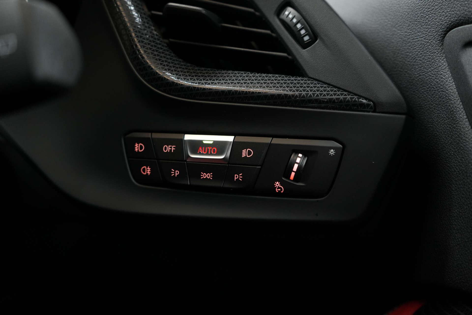 BMW 1 Series view 42