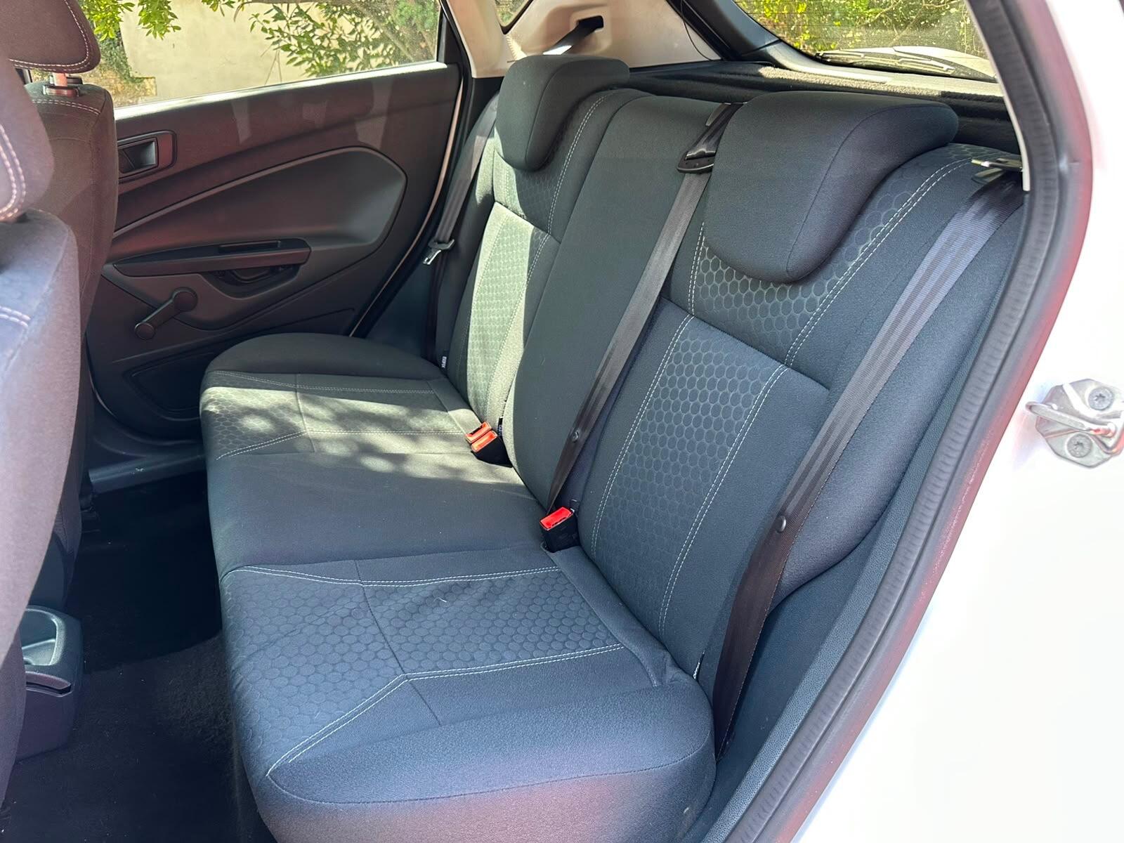 Ford Fiesta view 21