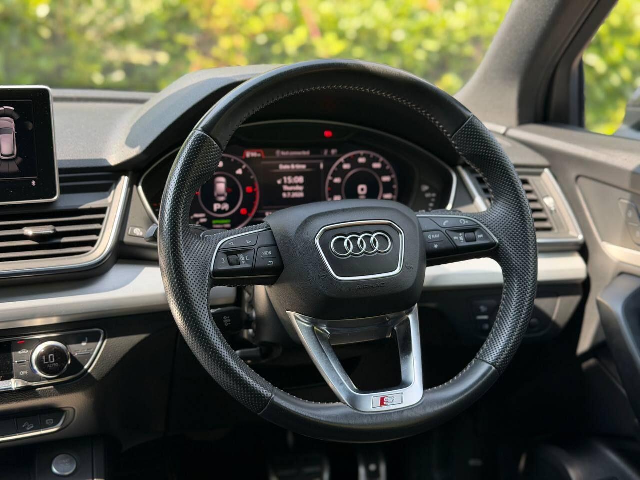 Audi Q5 view 21