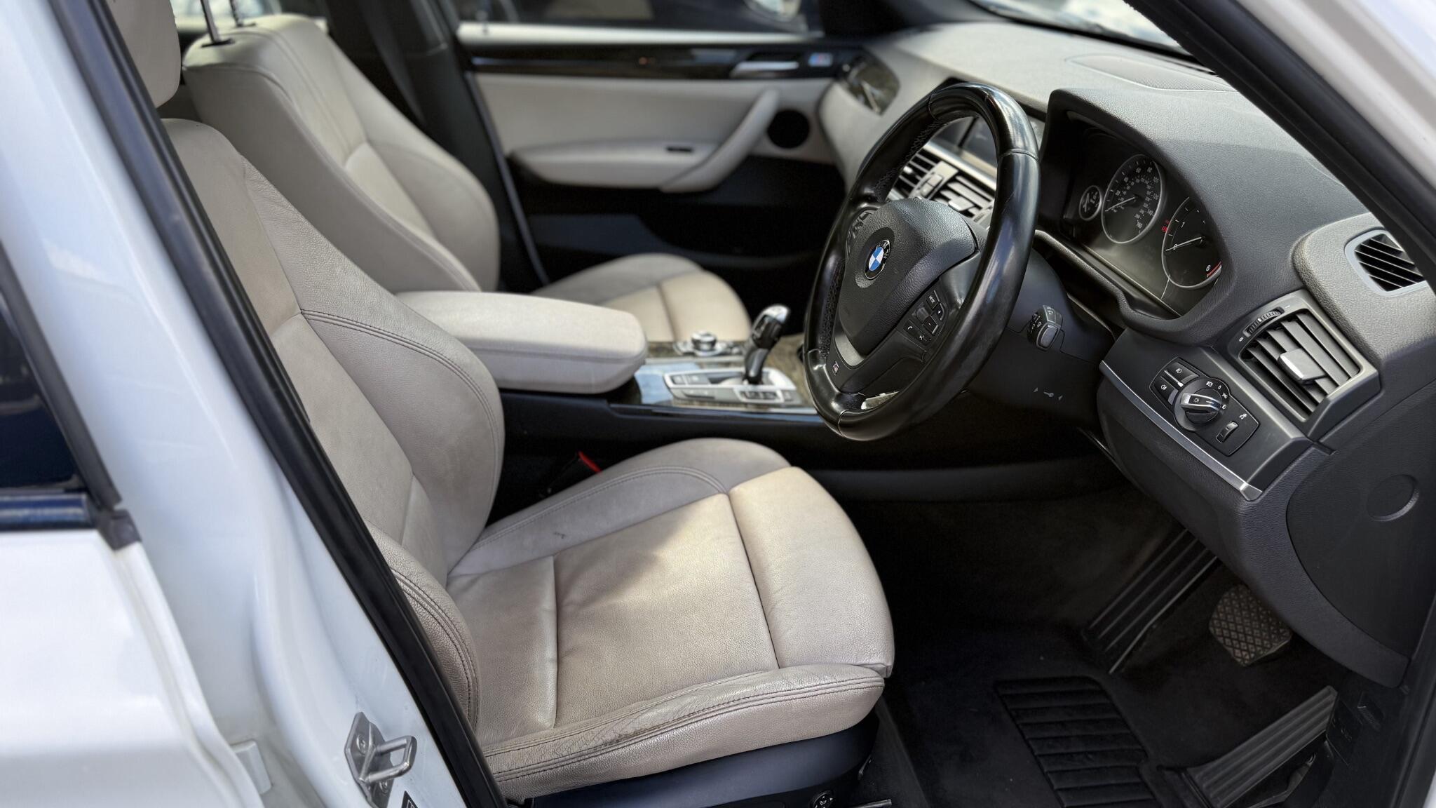 BMW X3 view 21