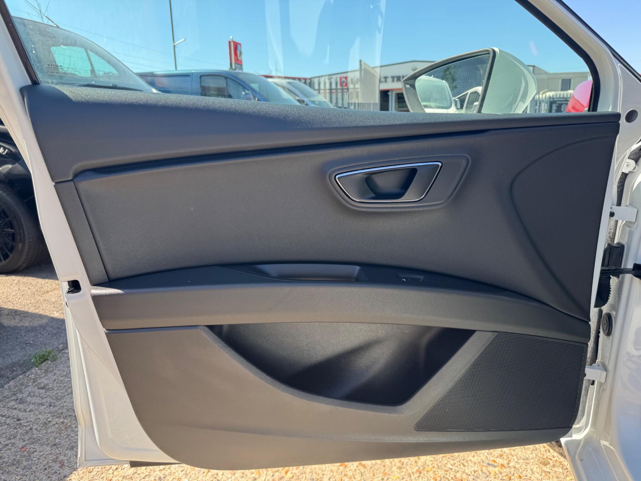 Seat Leon Leon view 30