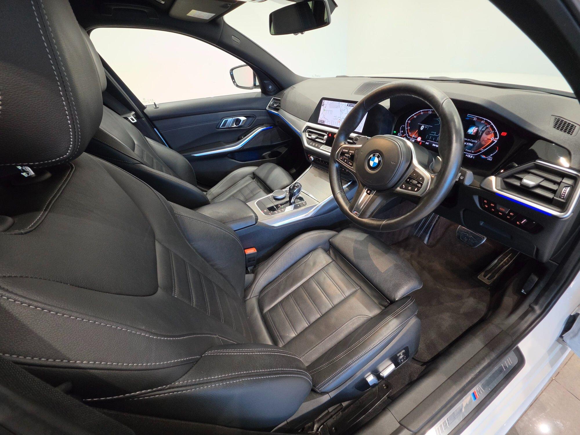 BMW 3 Series view 21