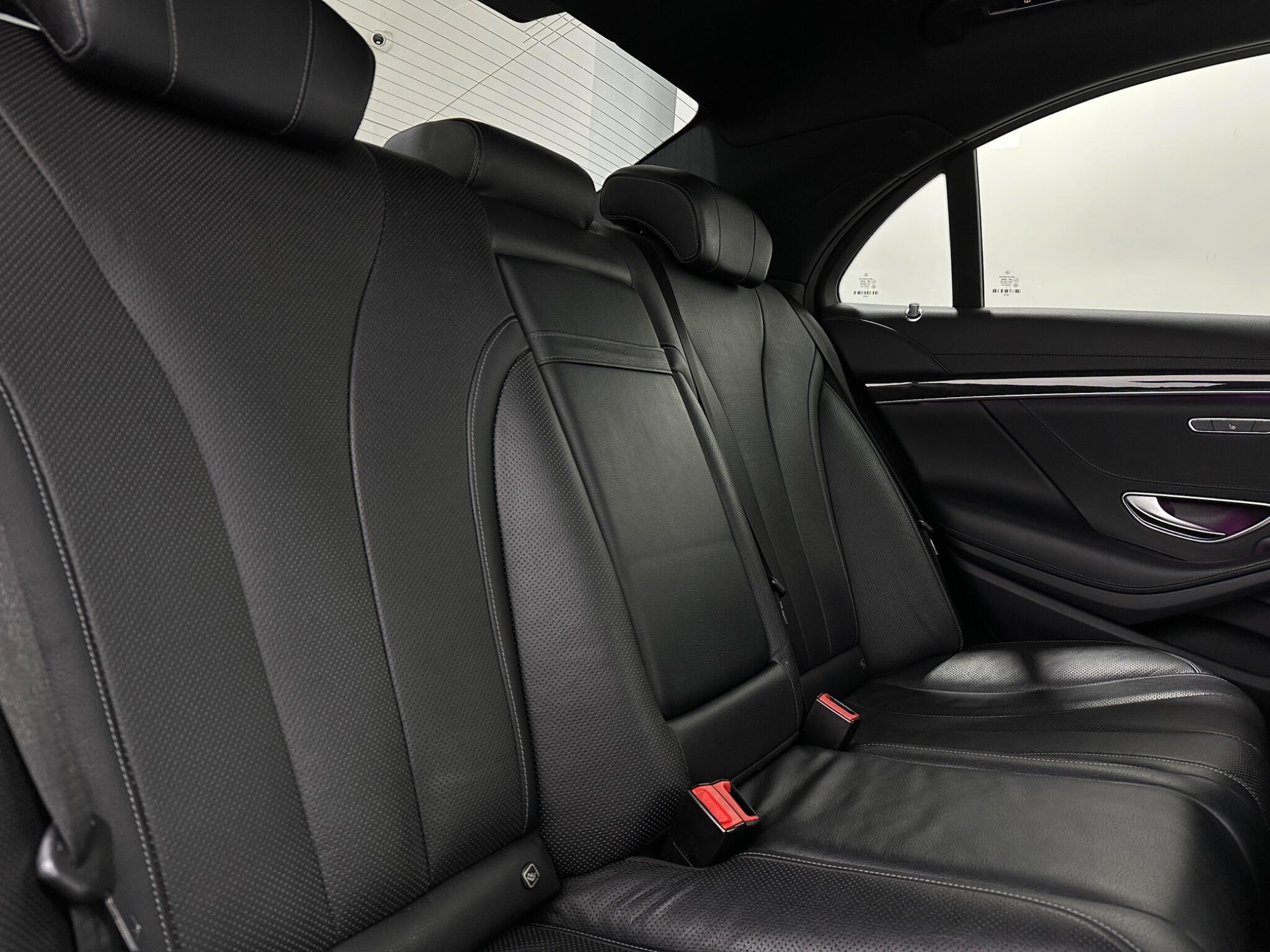 Mercedes-Benz S-Class view 45