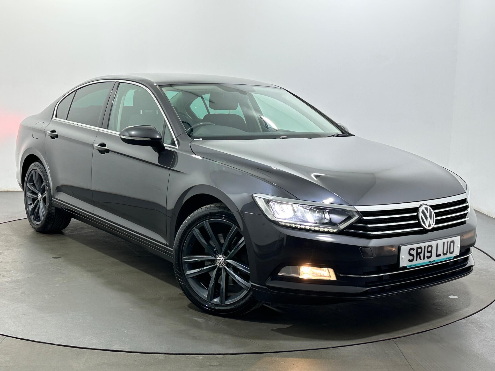 Volkswagen Passat view 54