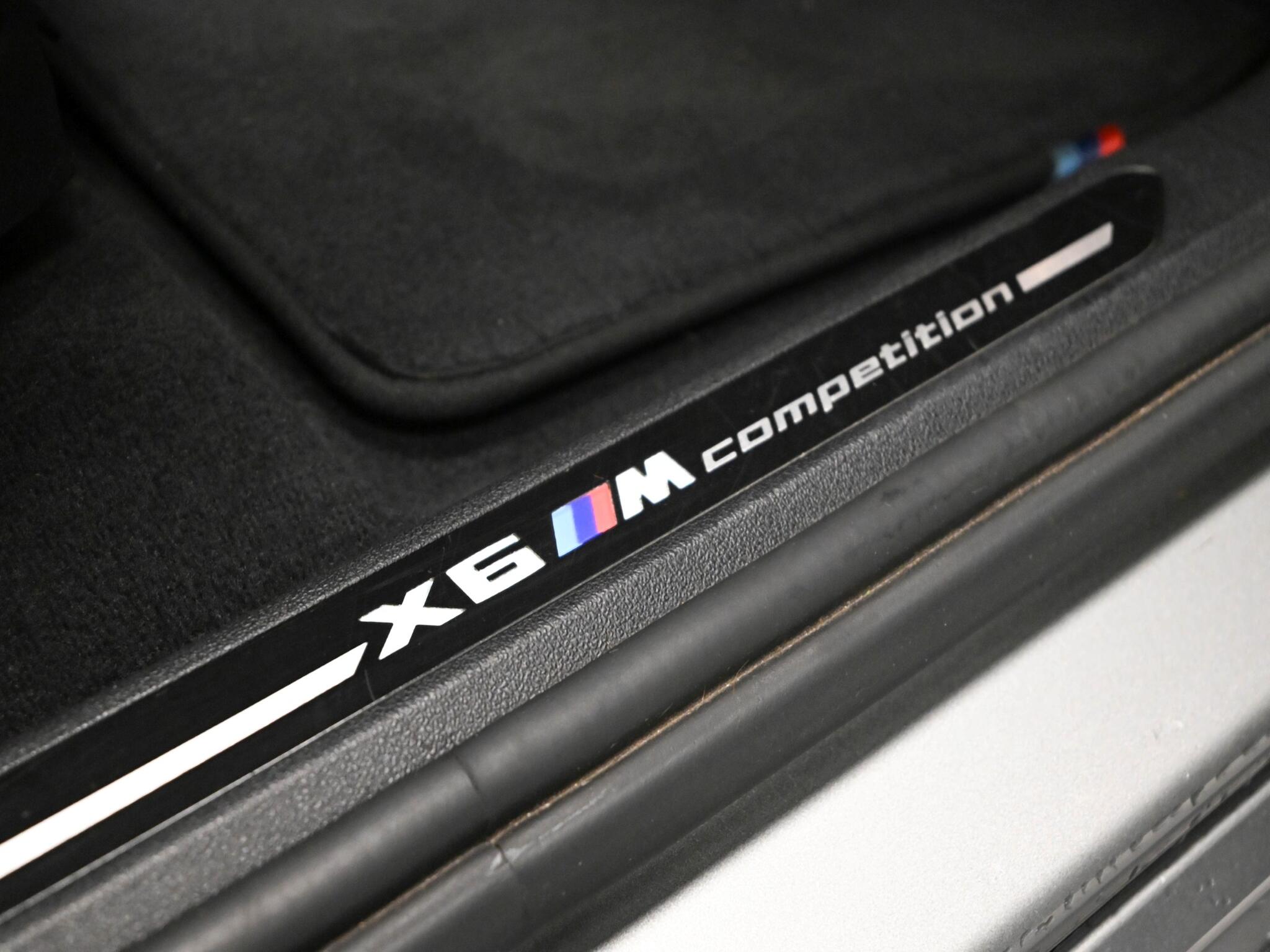 BMW X6 M view 33