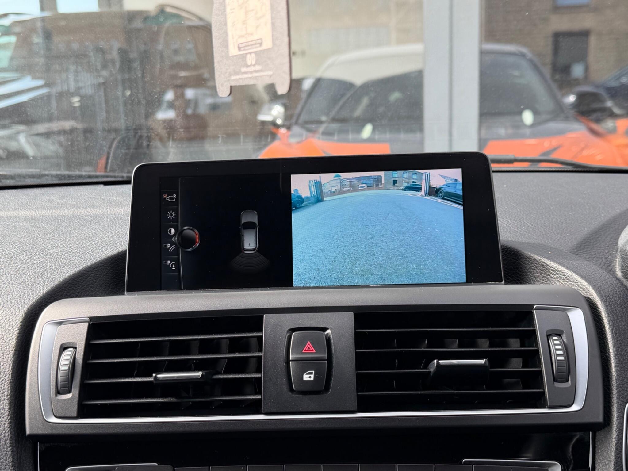 BMW 1 Series view 22