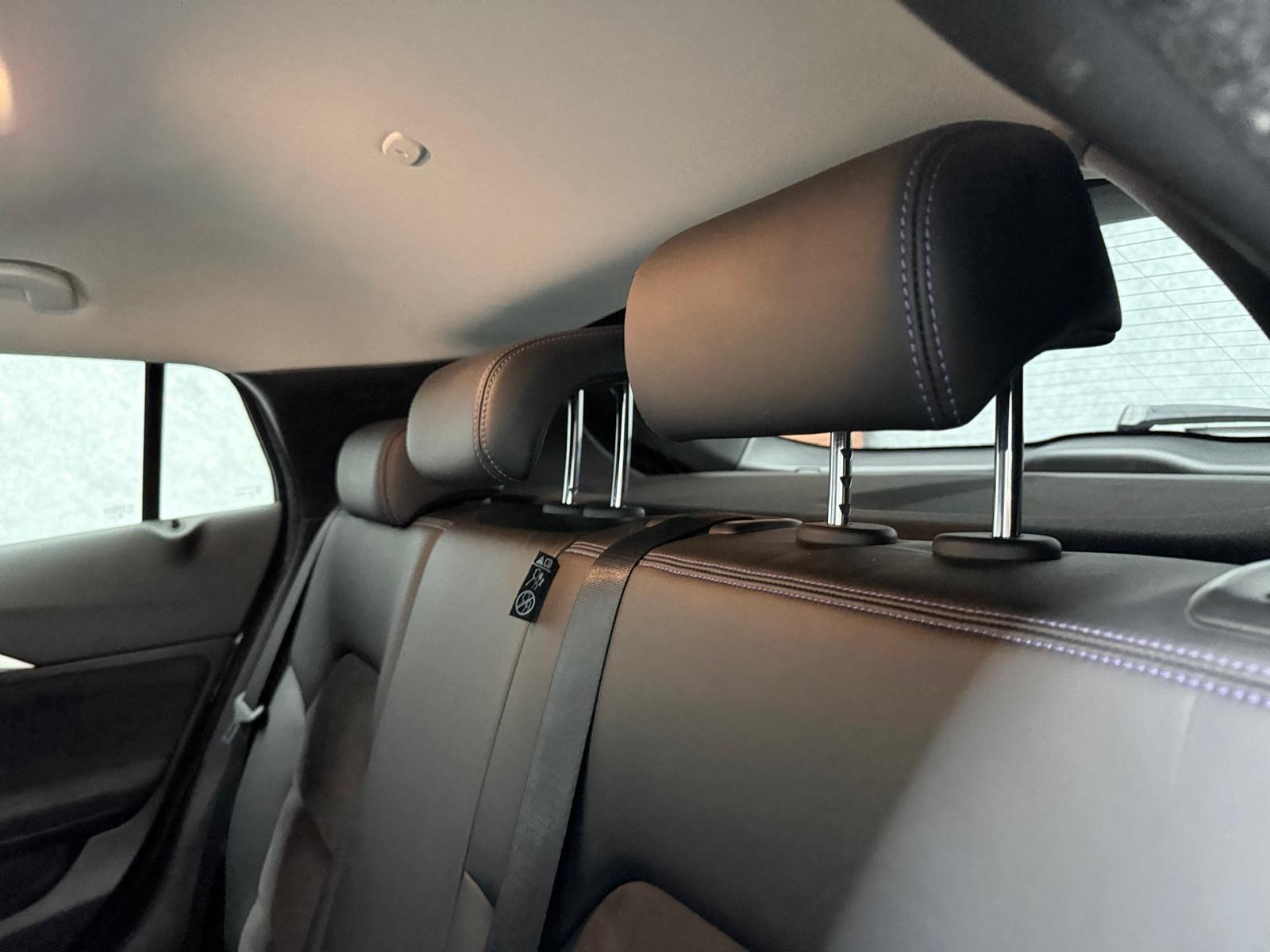 Infiniti Q30 view 20