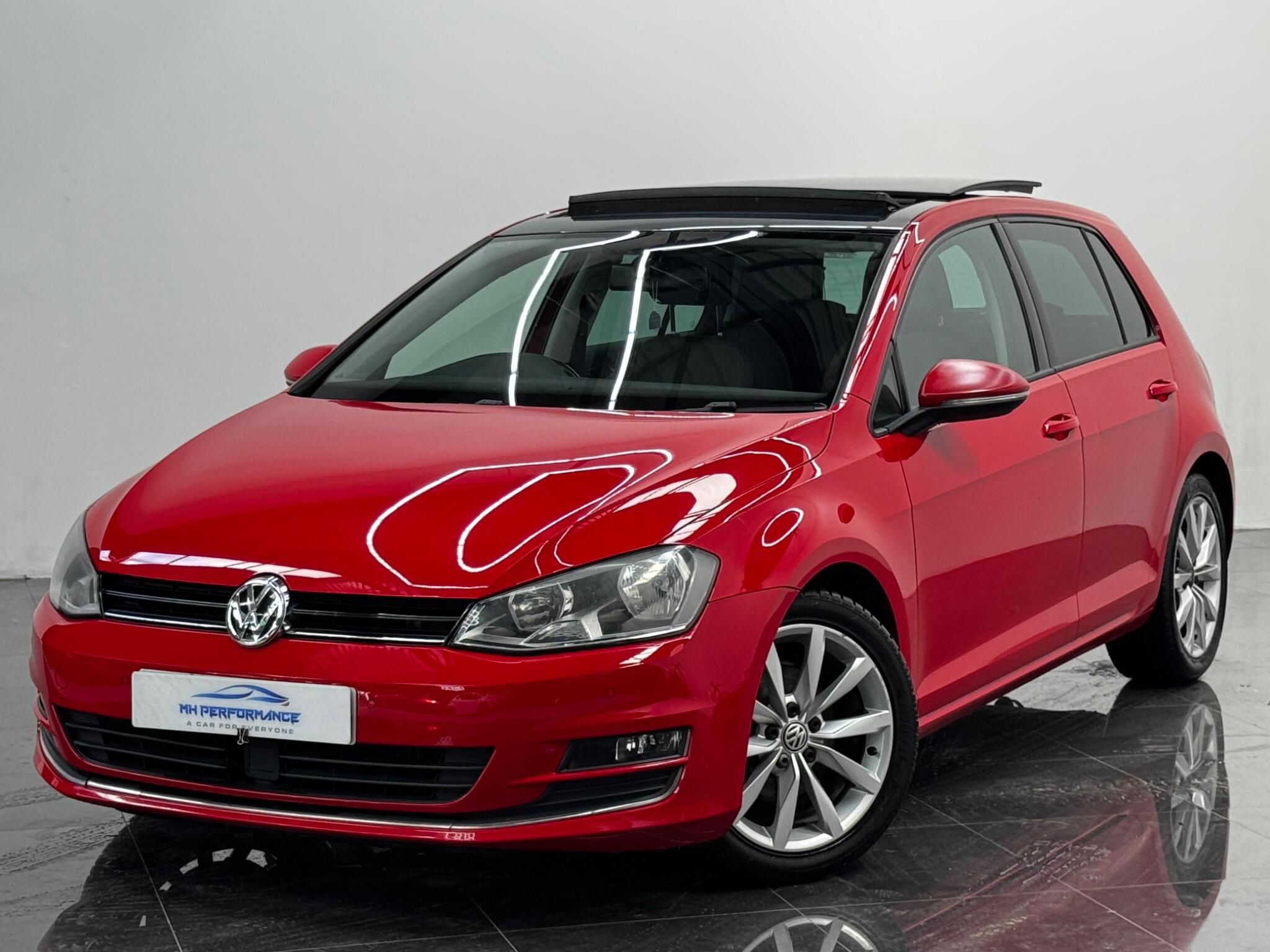 2013 Volkswagen Golf in Red for sale