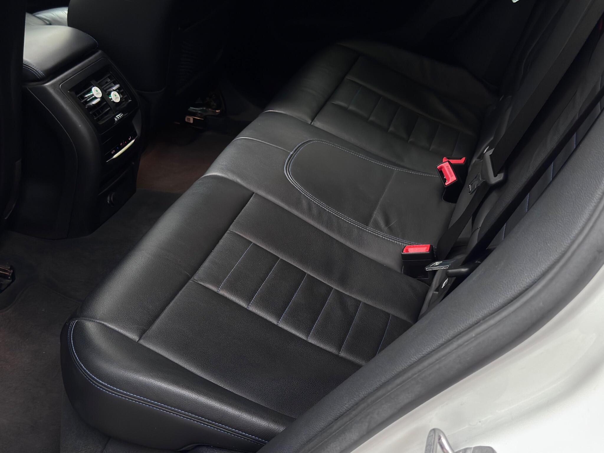 BMW X4 view 58