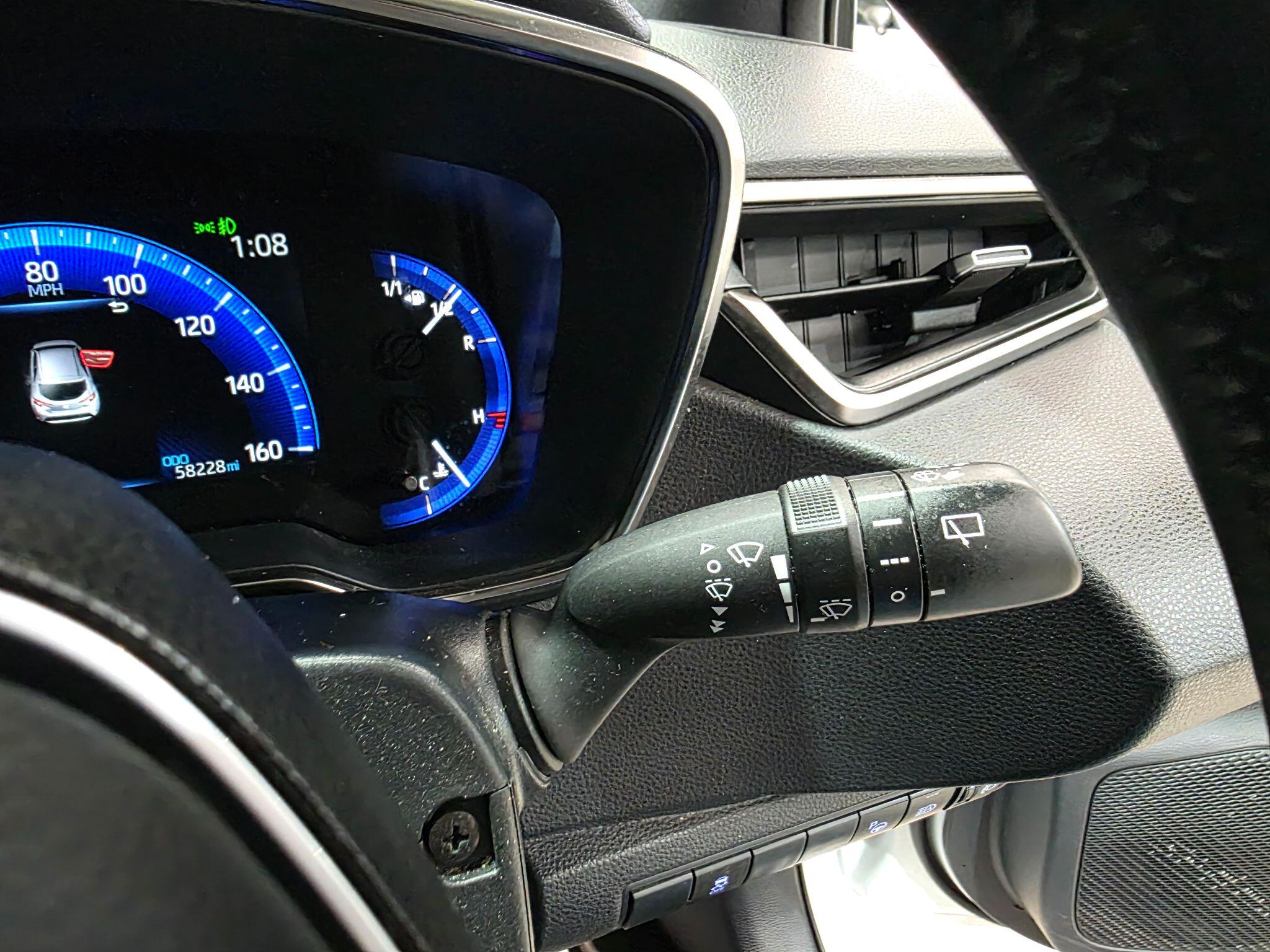Toyota Corolla view 17