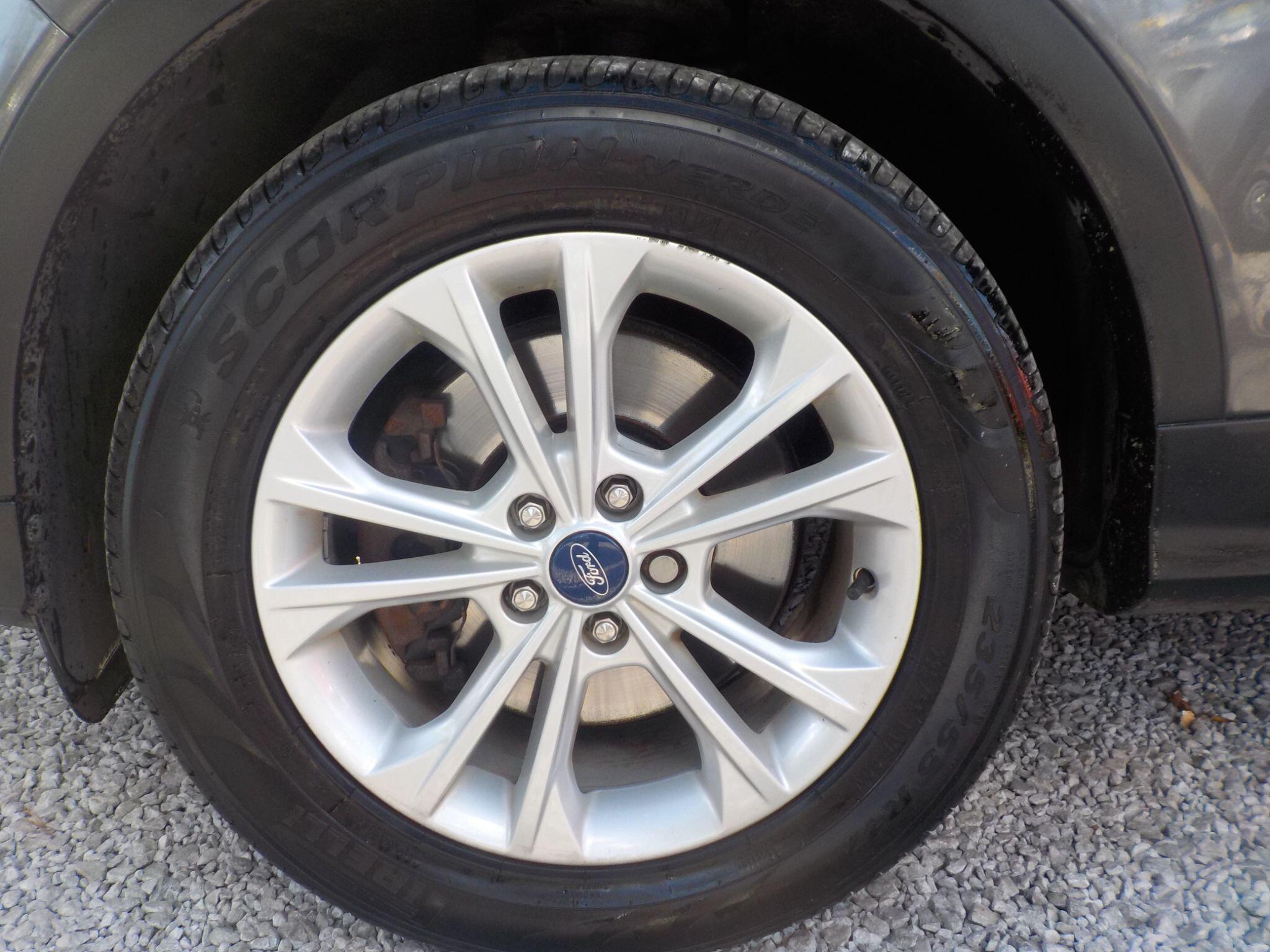 Ford Kuga 1.5 TDCi Titanium Euro 6 (s/s) 5dr
