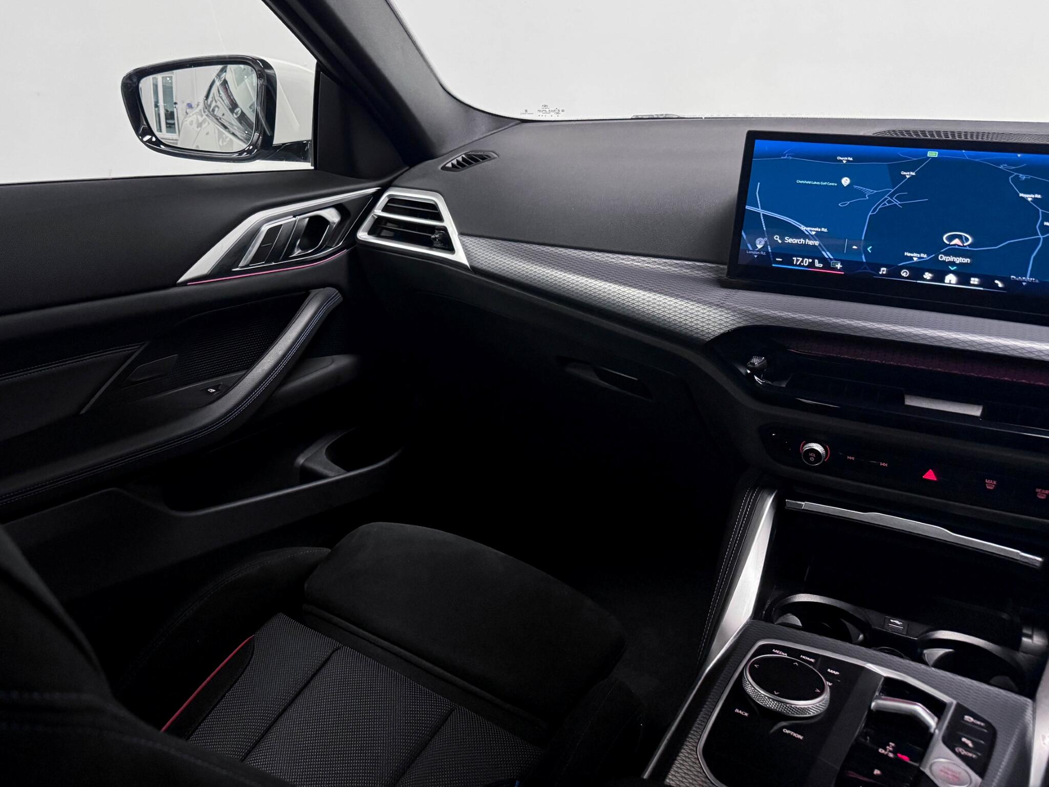 BMW 4 Series view 16