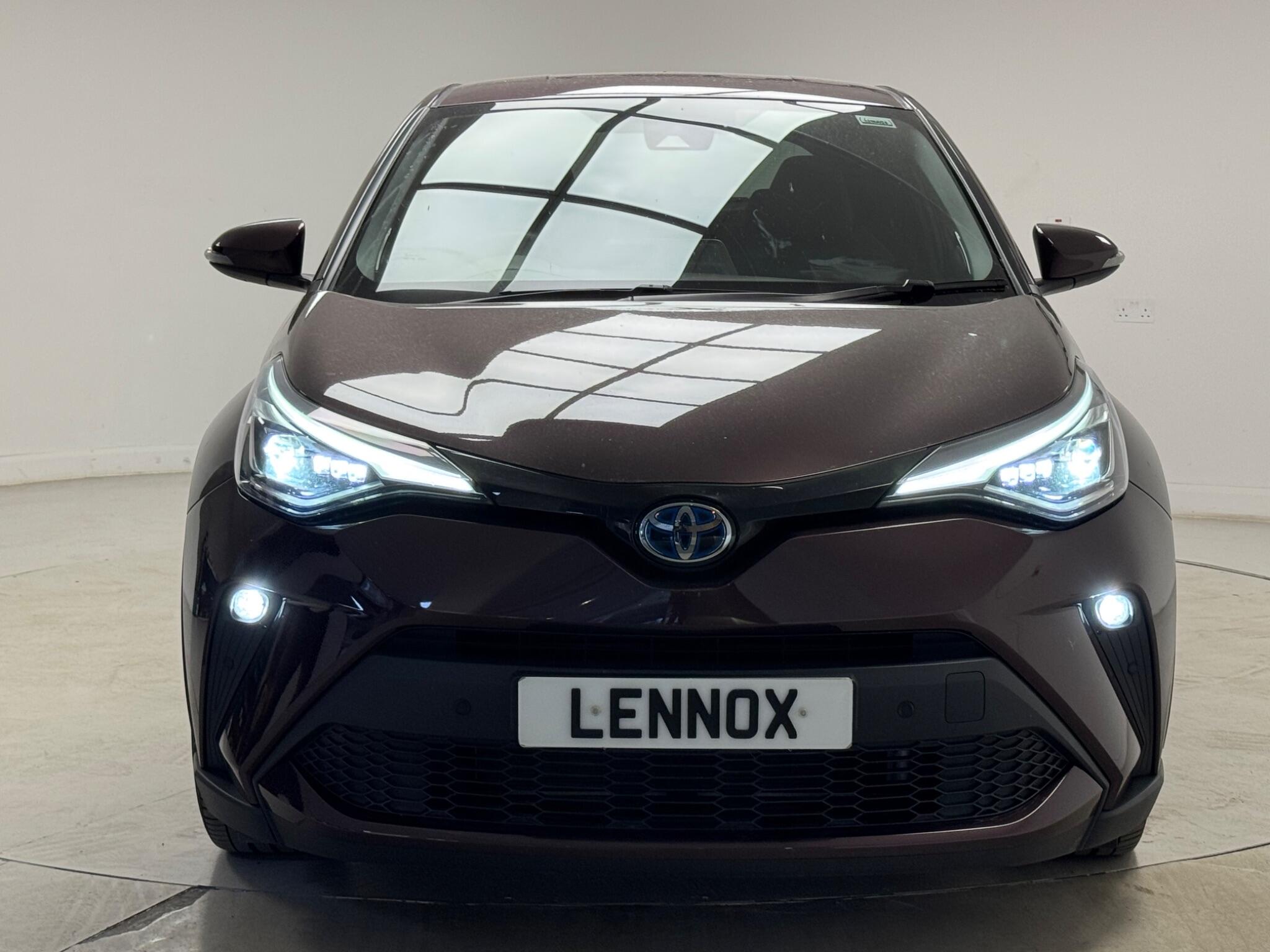 Toyota C-HR view 2