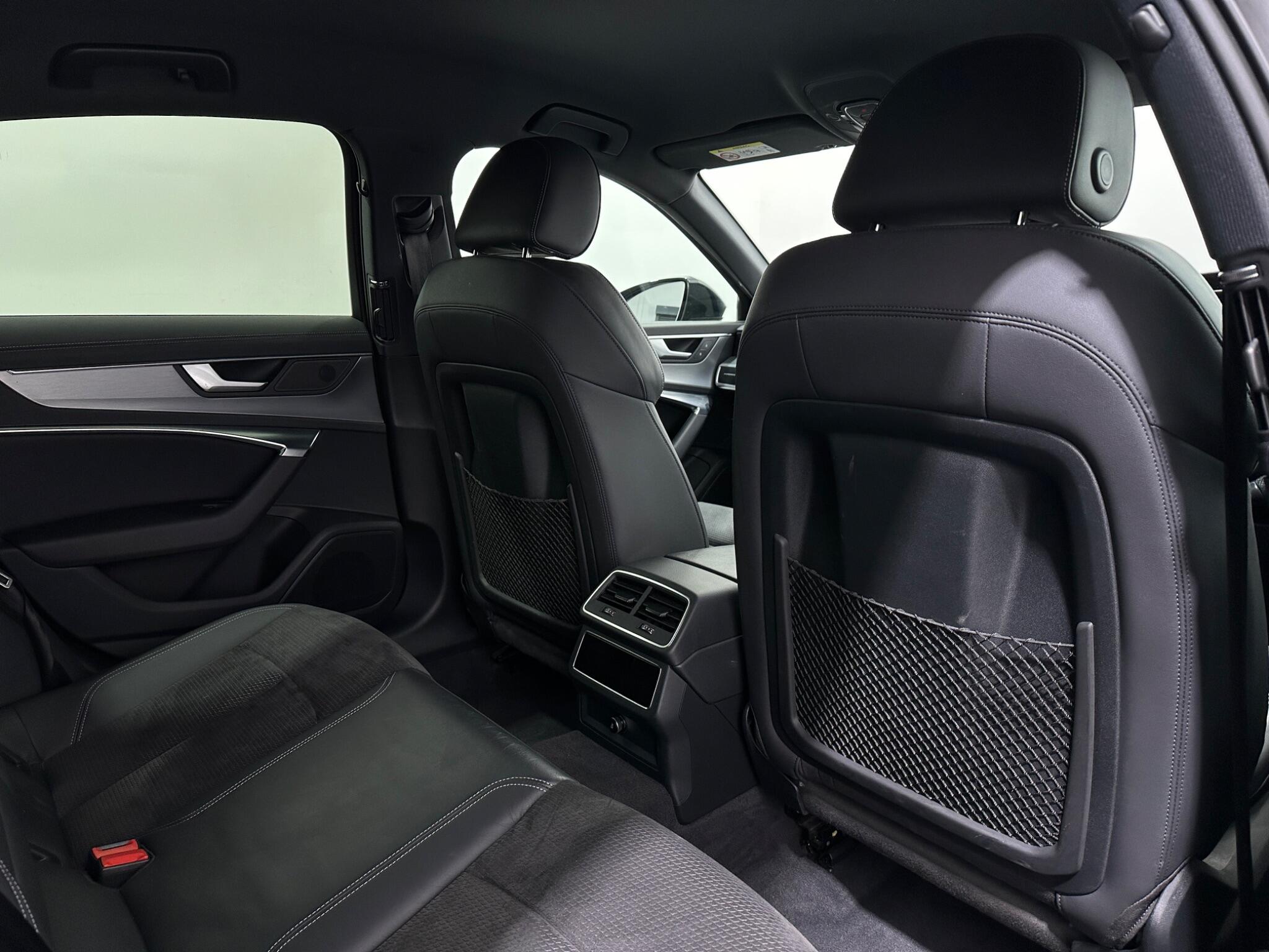 Audi A6 Saloon view 42