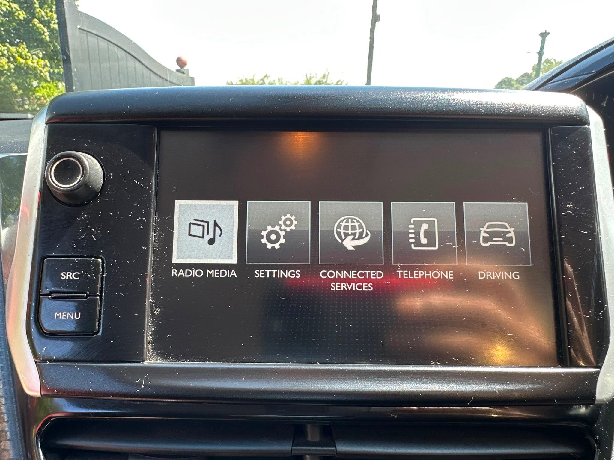 Peugeot 208 view 34
