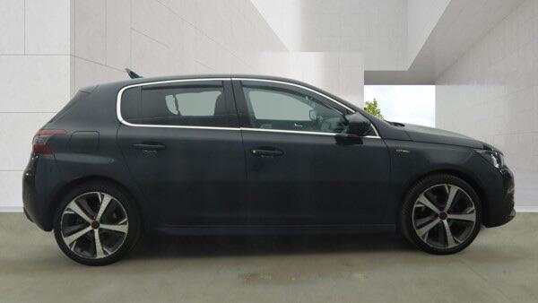 Peugeot 308 view 5
