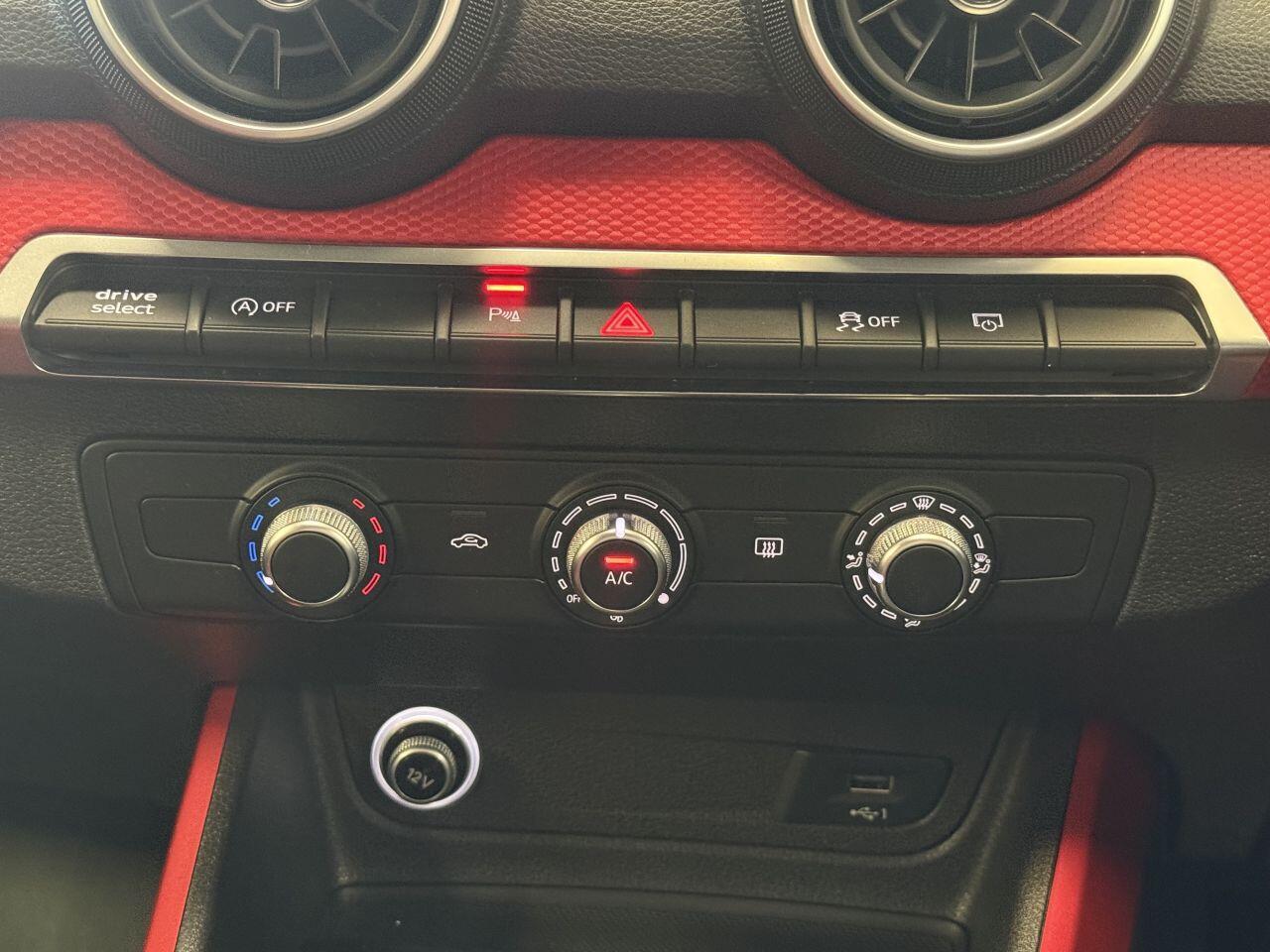 Audi Q2 view 47