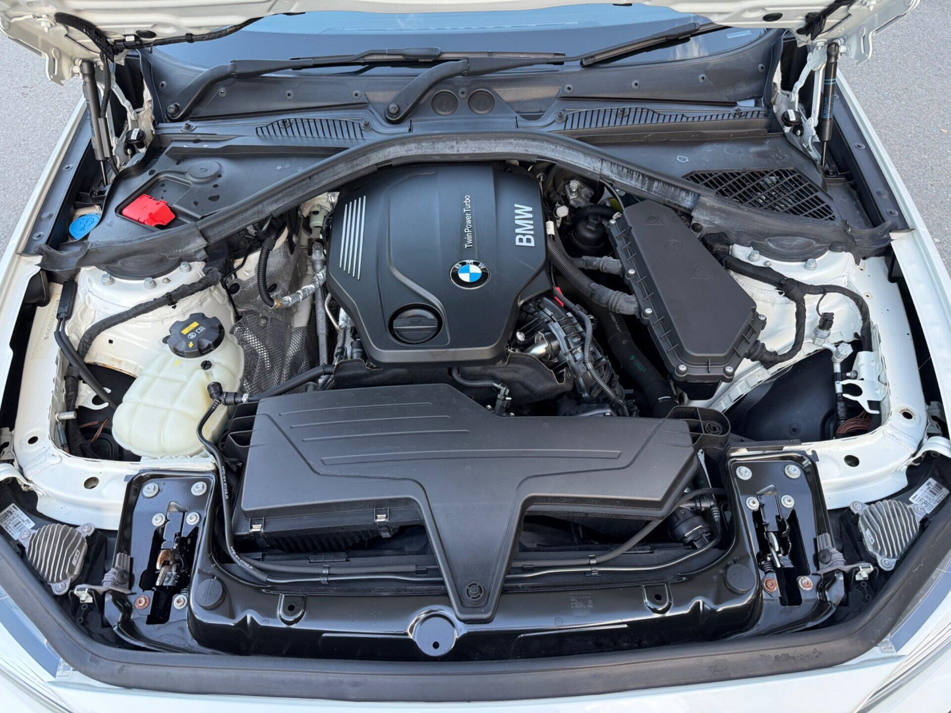 BMW 2 Series view 56