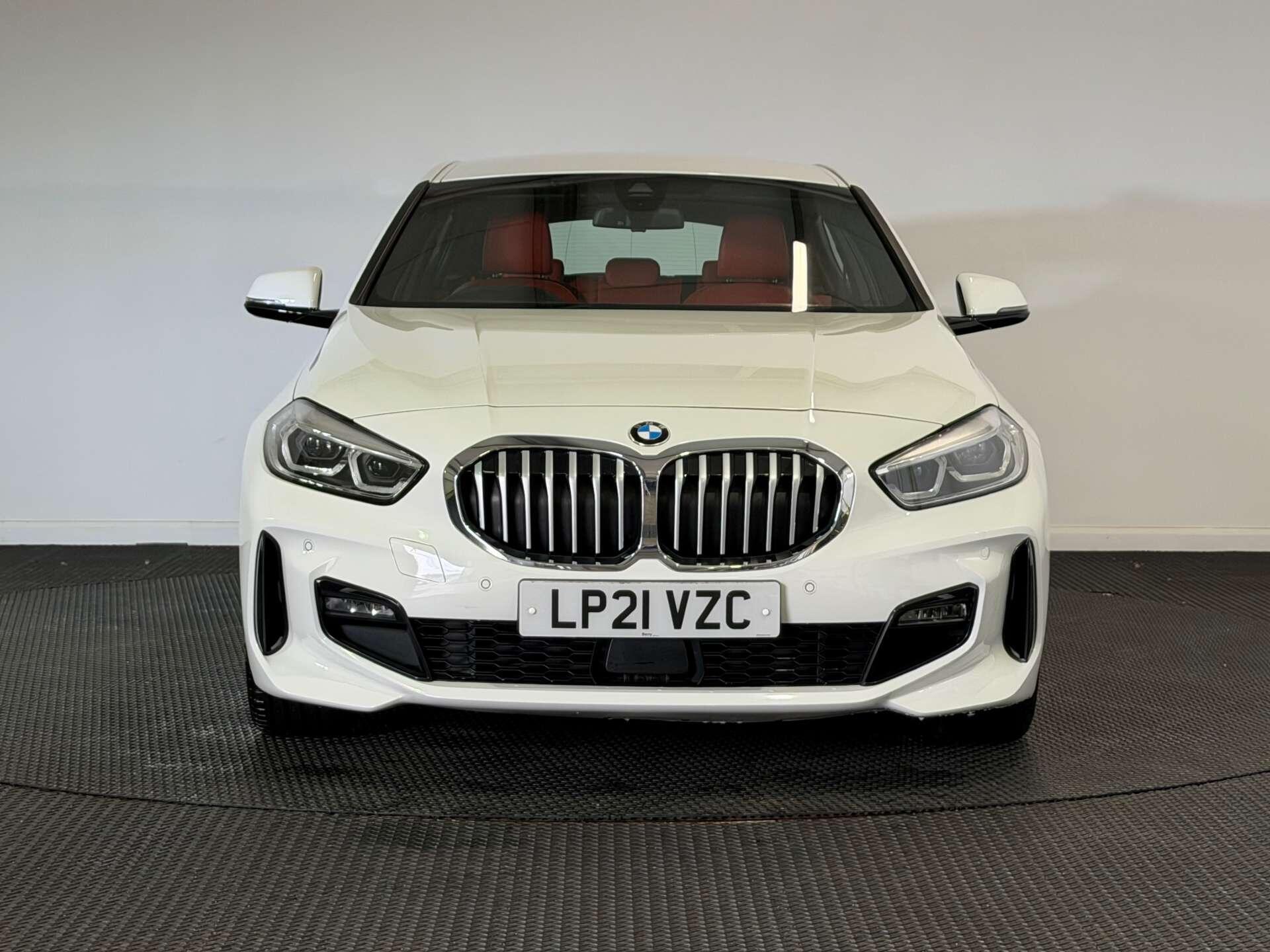 BMW 1 Series view 2
