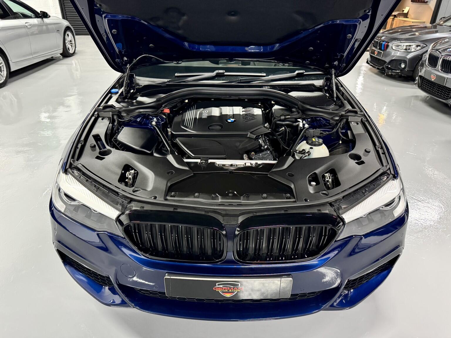 BMW 5 Series view 37