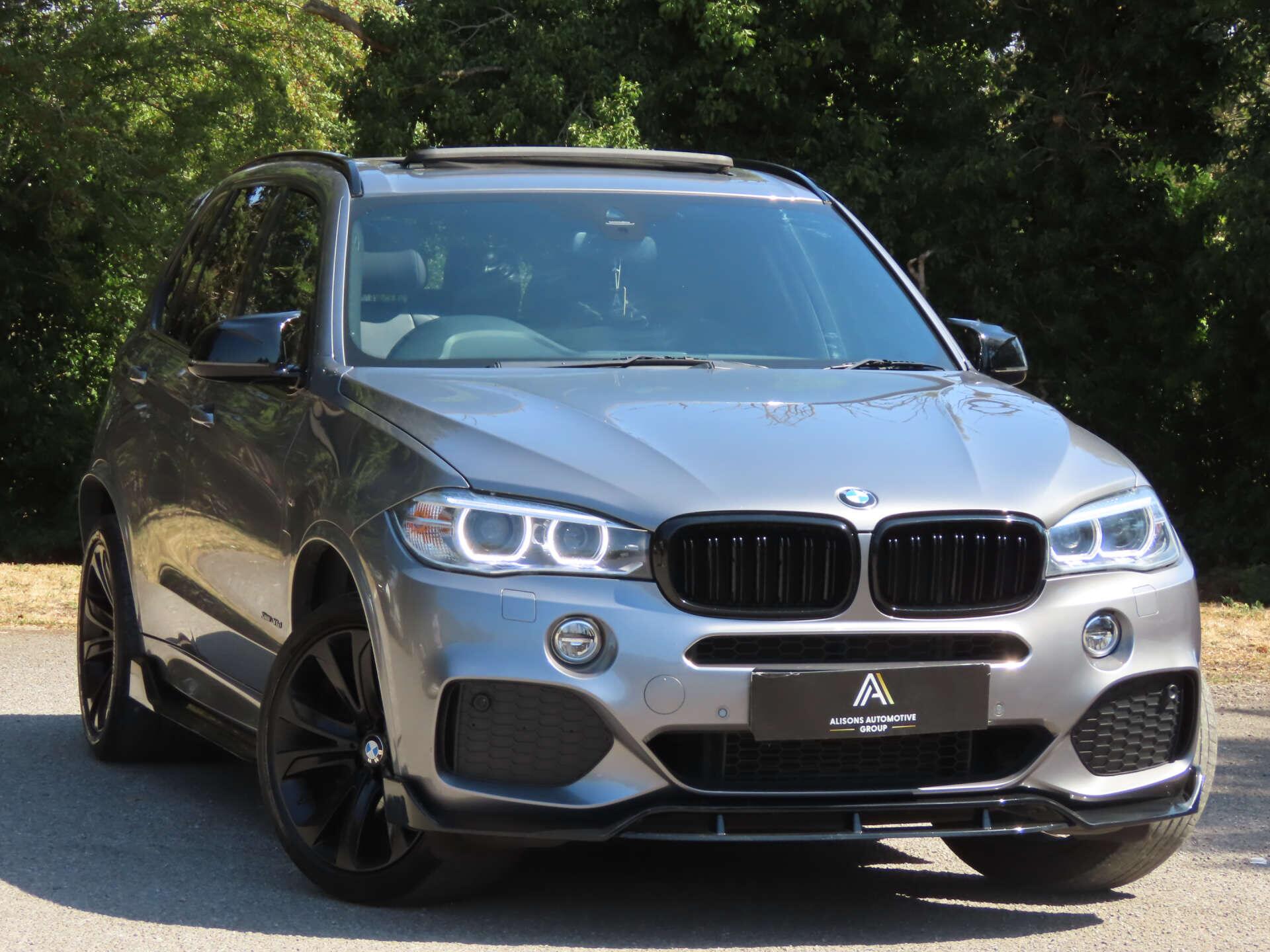 BMW X5 view 3