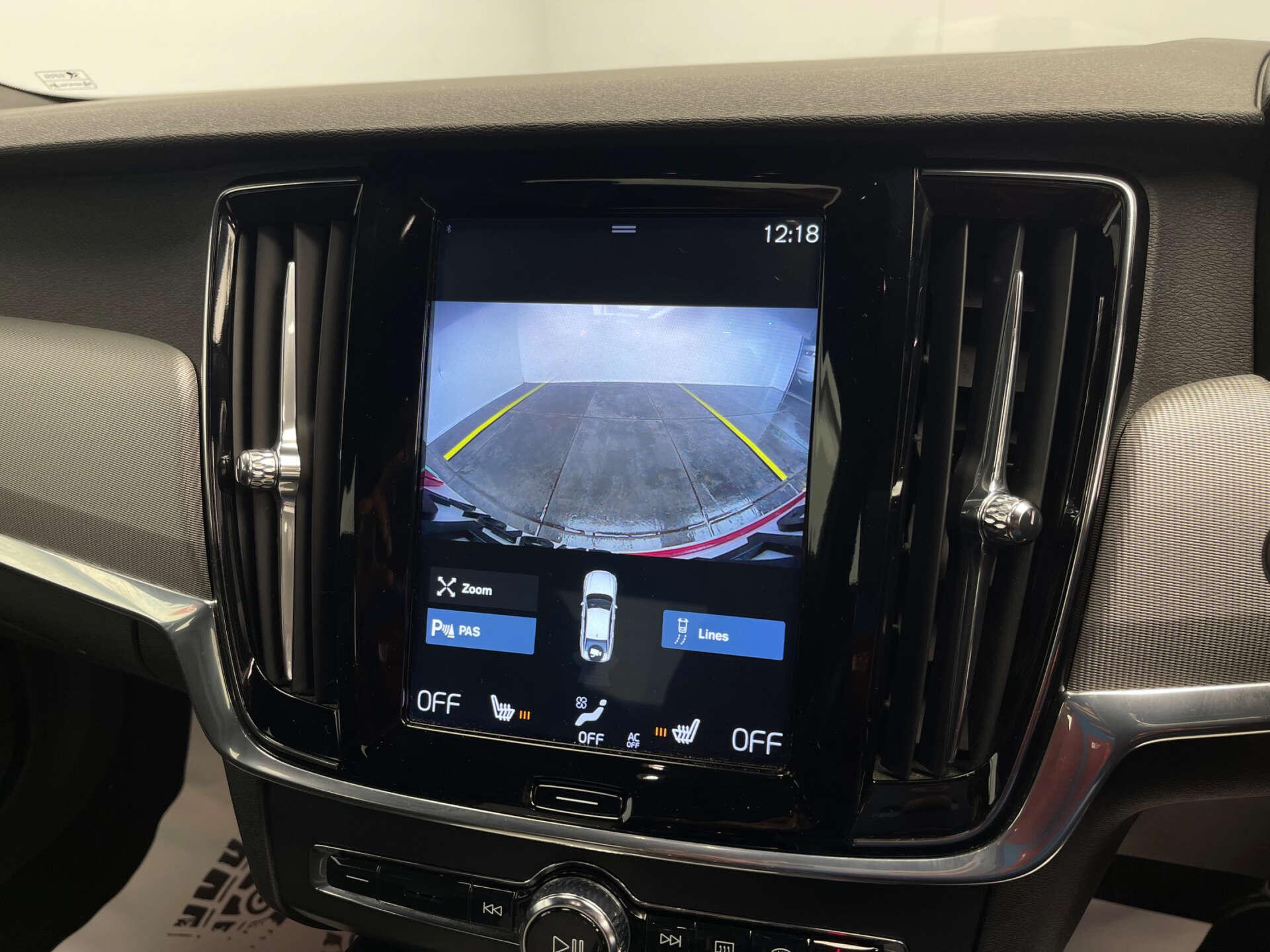 Volvo S90 view 15