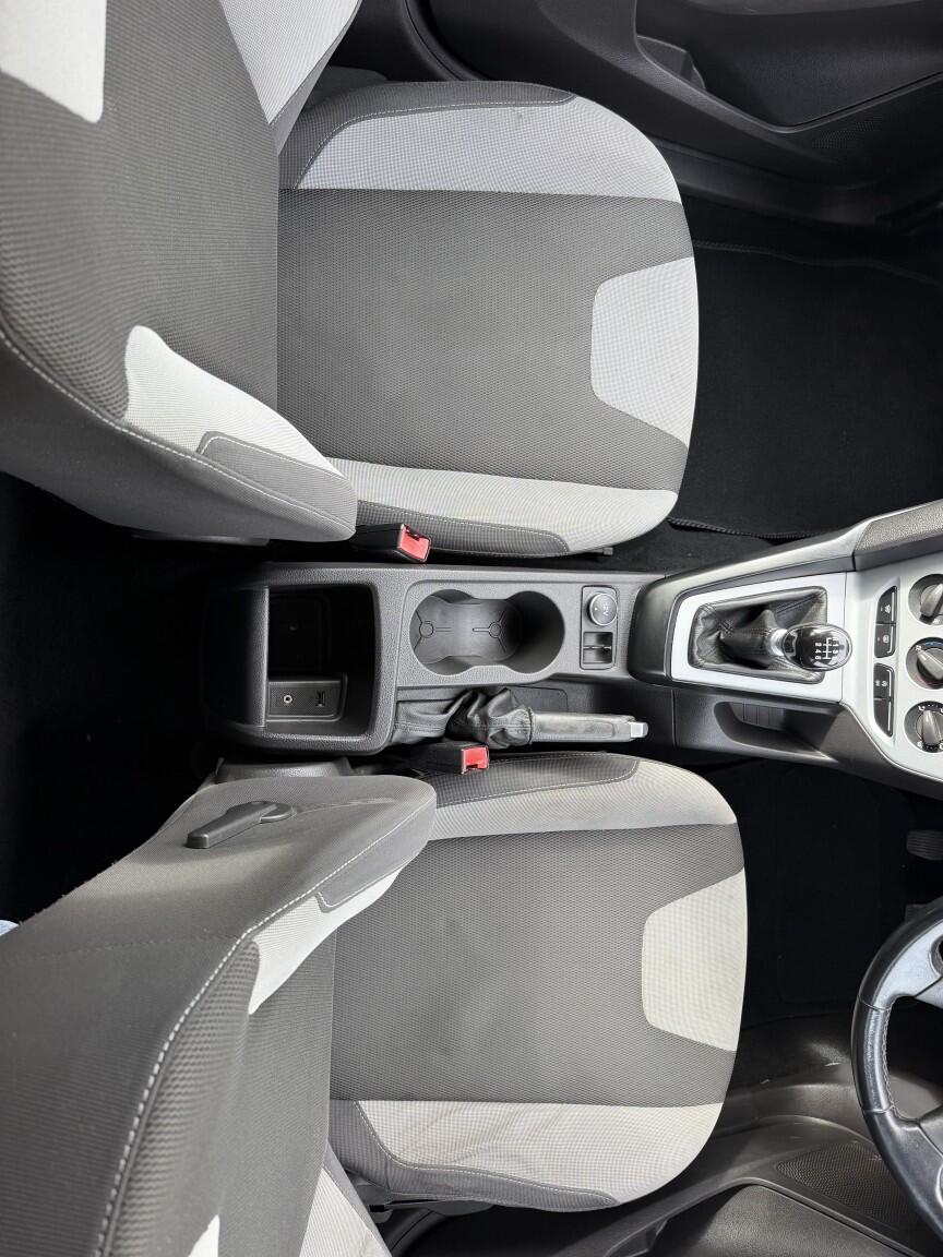 Ford Focus view 24