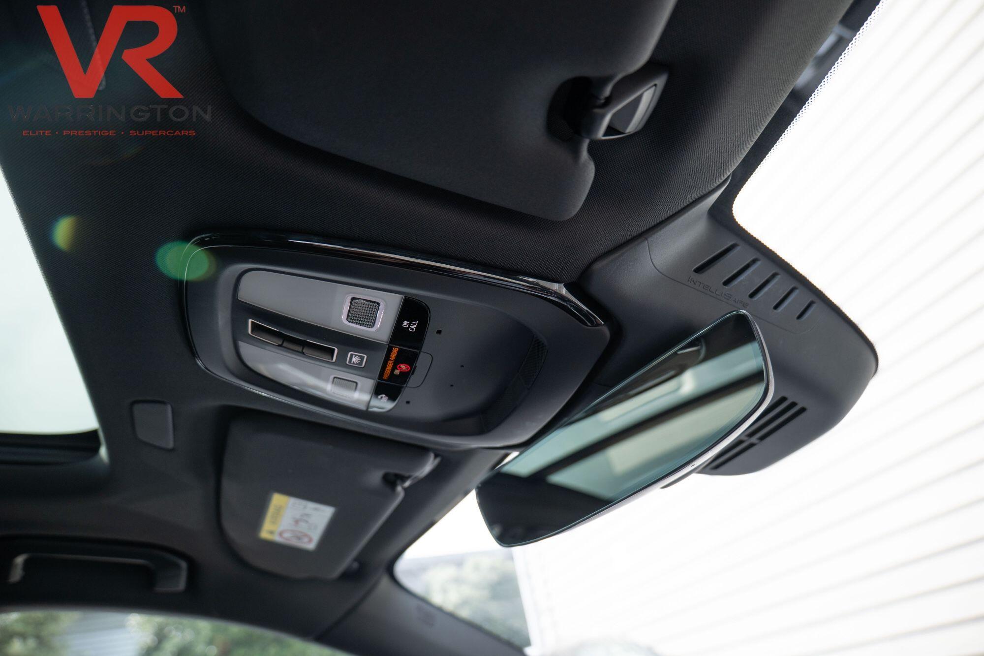 Volvo XC60 view 34