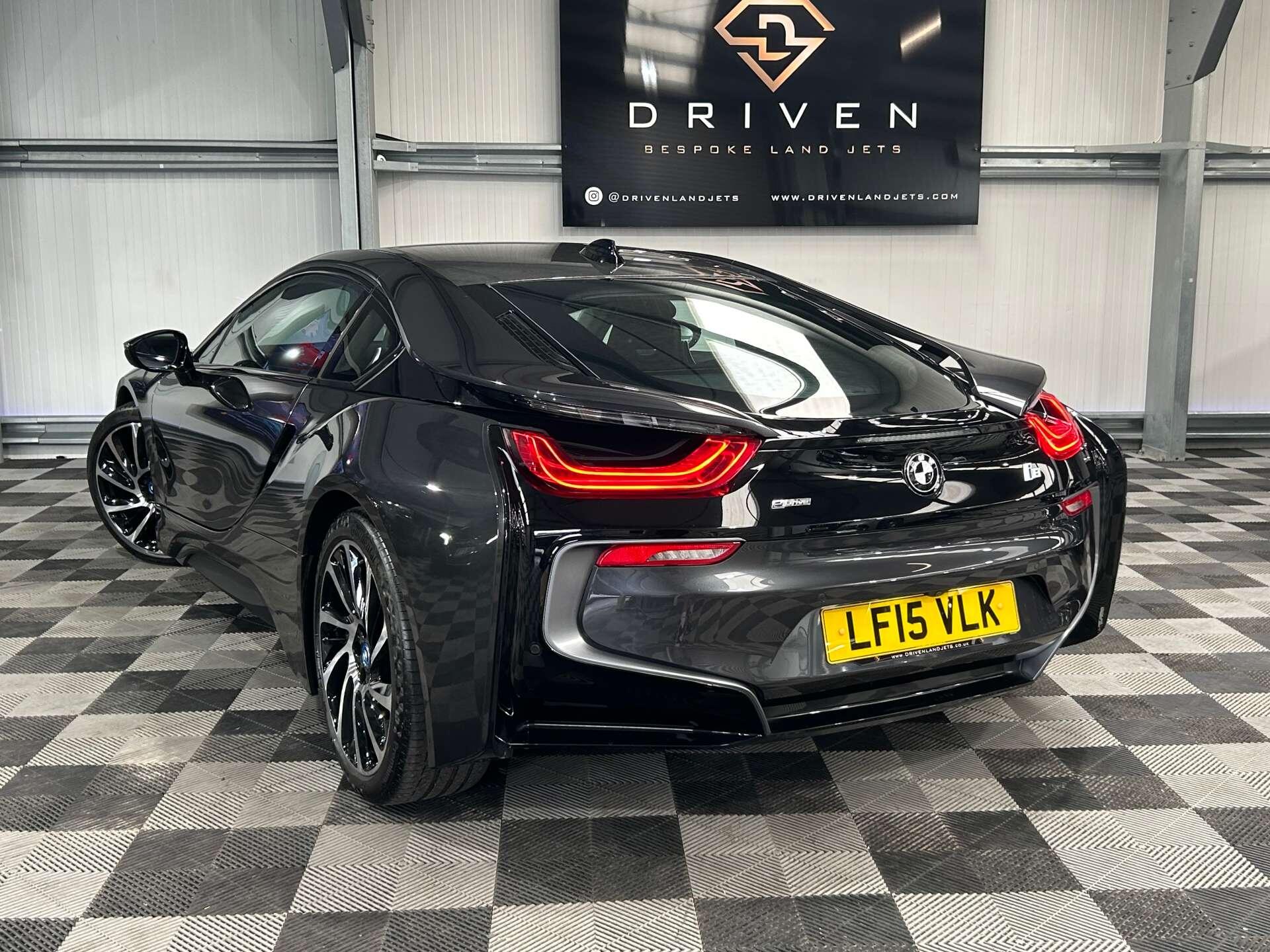 BMW I8 view 26