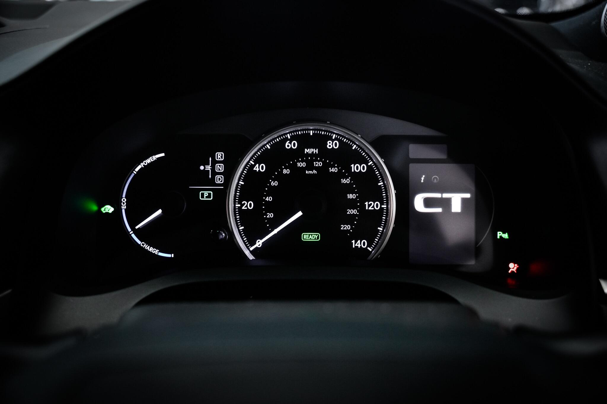 Lexus CT view 20