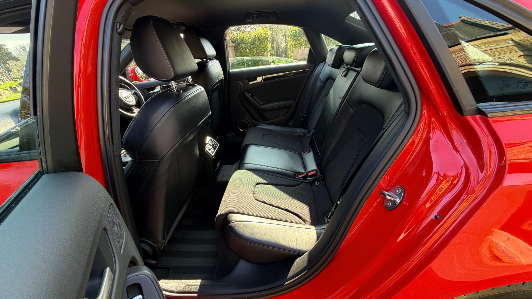 Audi A4 view 31