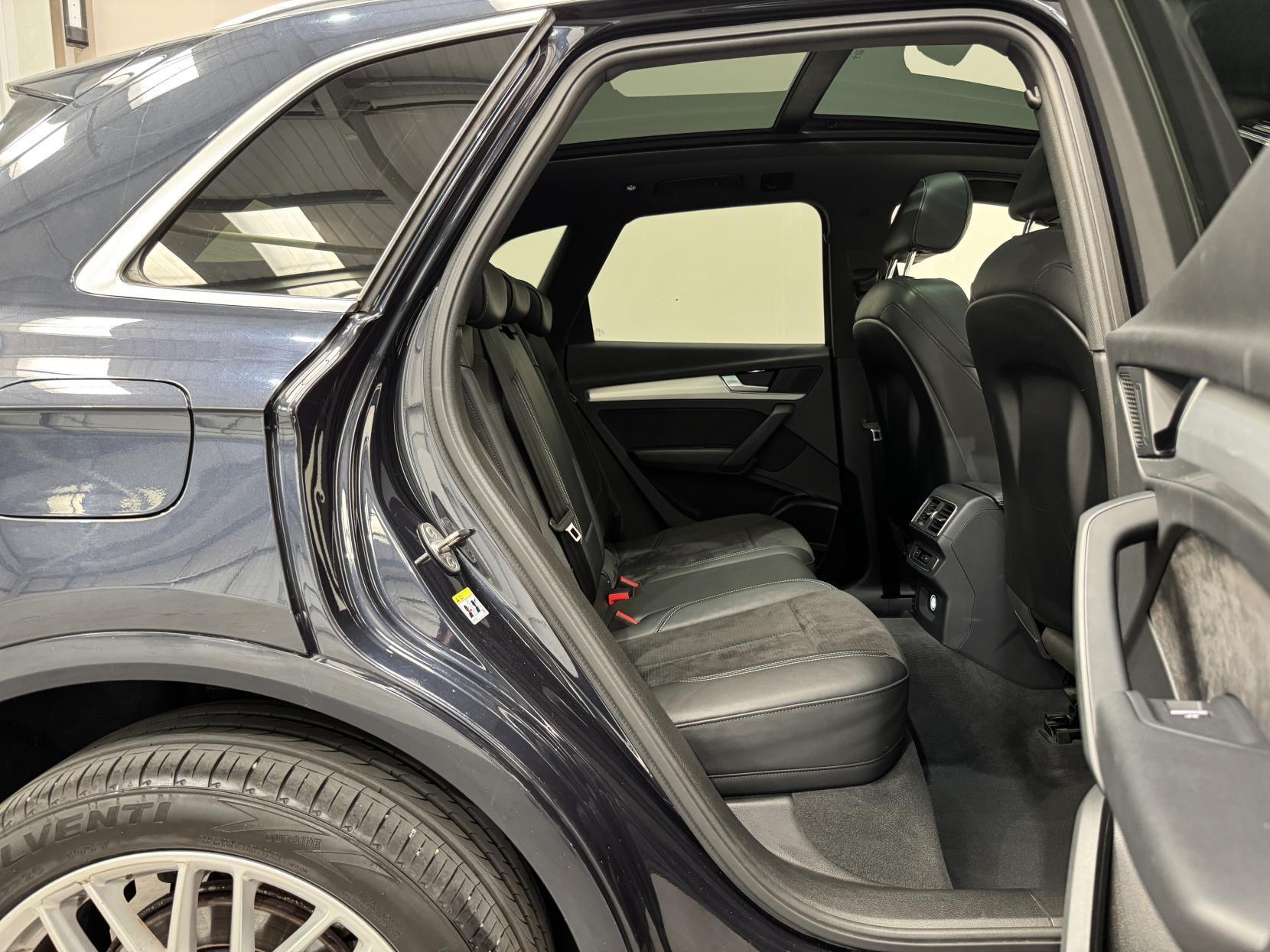 Audi Q5 view 53