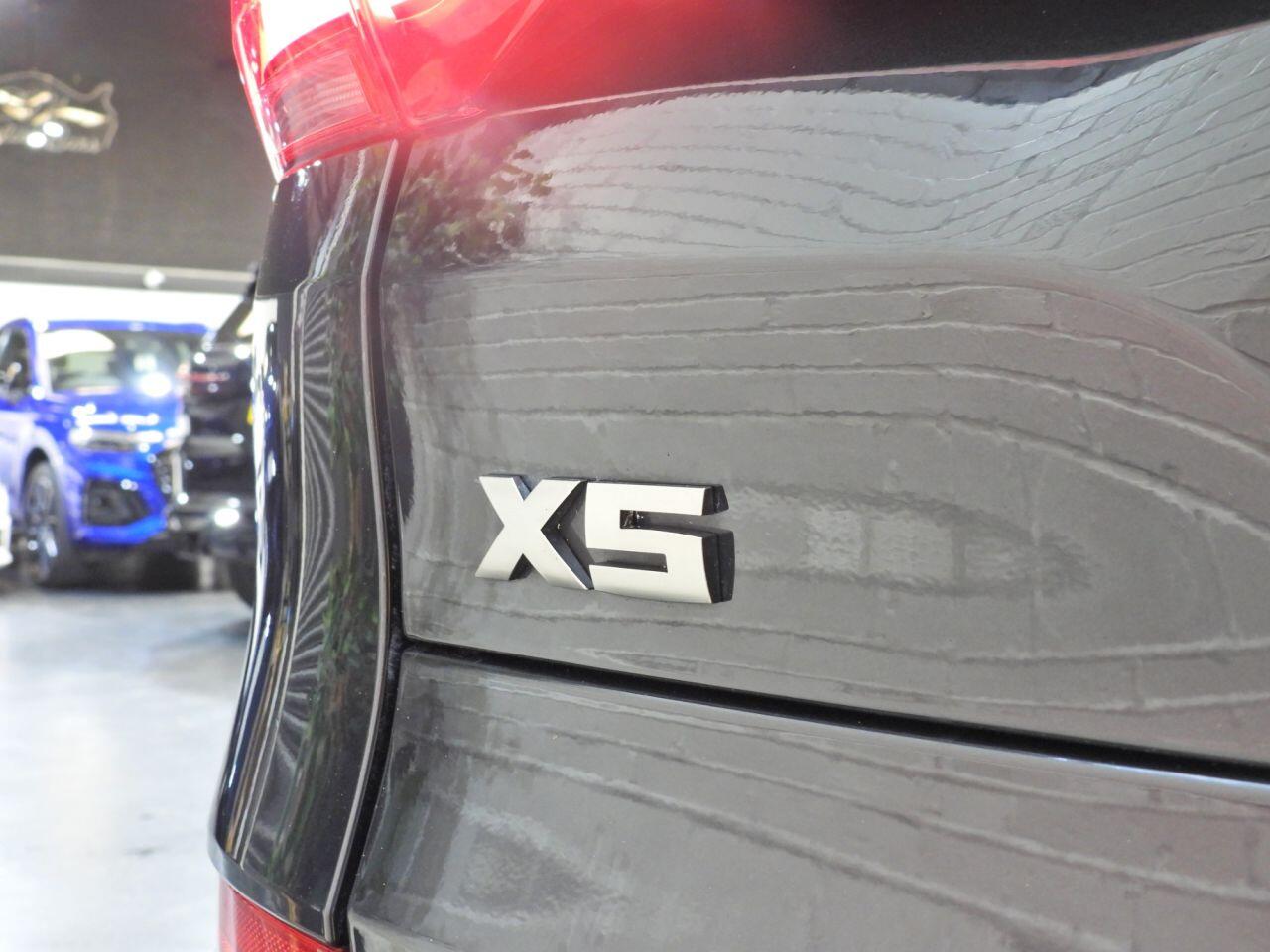 BMW X5 view 40