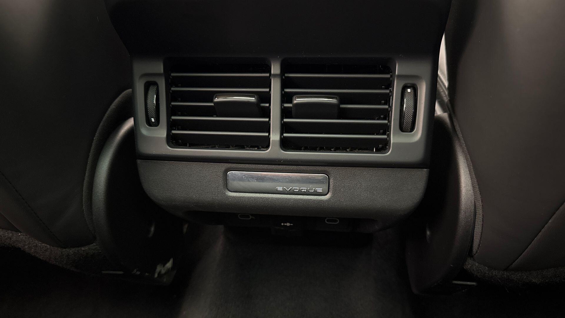 Land Rover Range Rover Evoque view 18