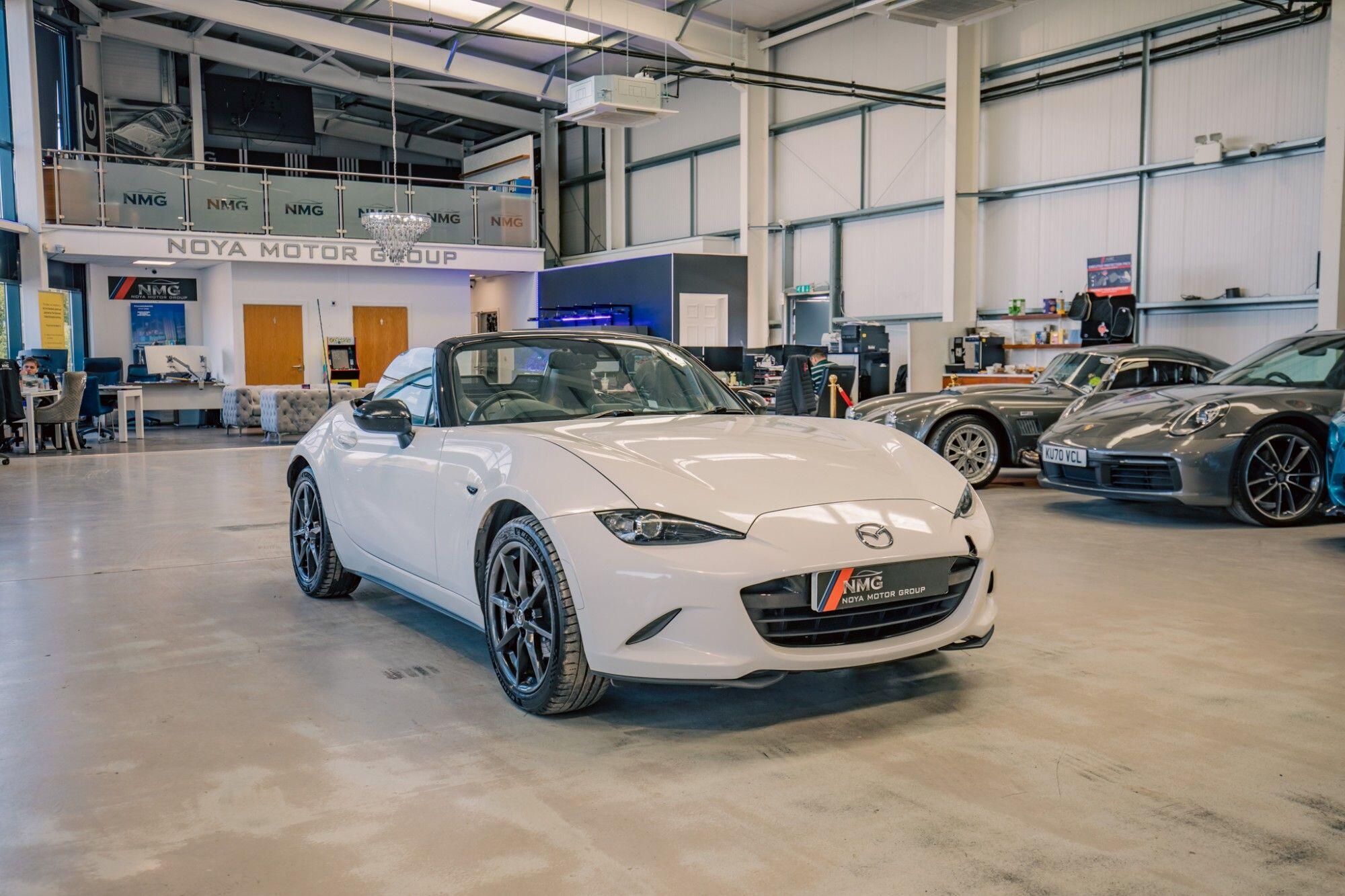 Mazda MX-5 view 22