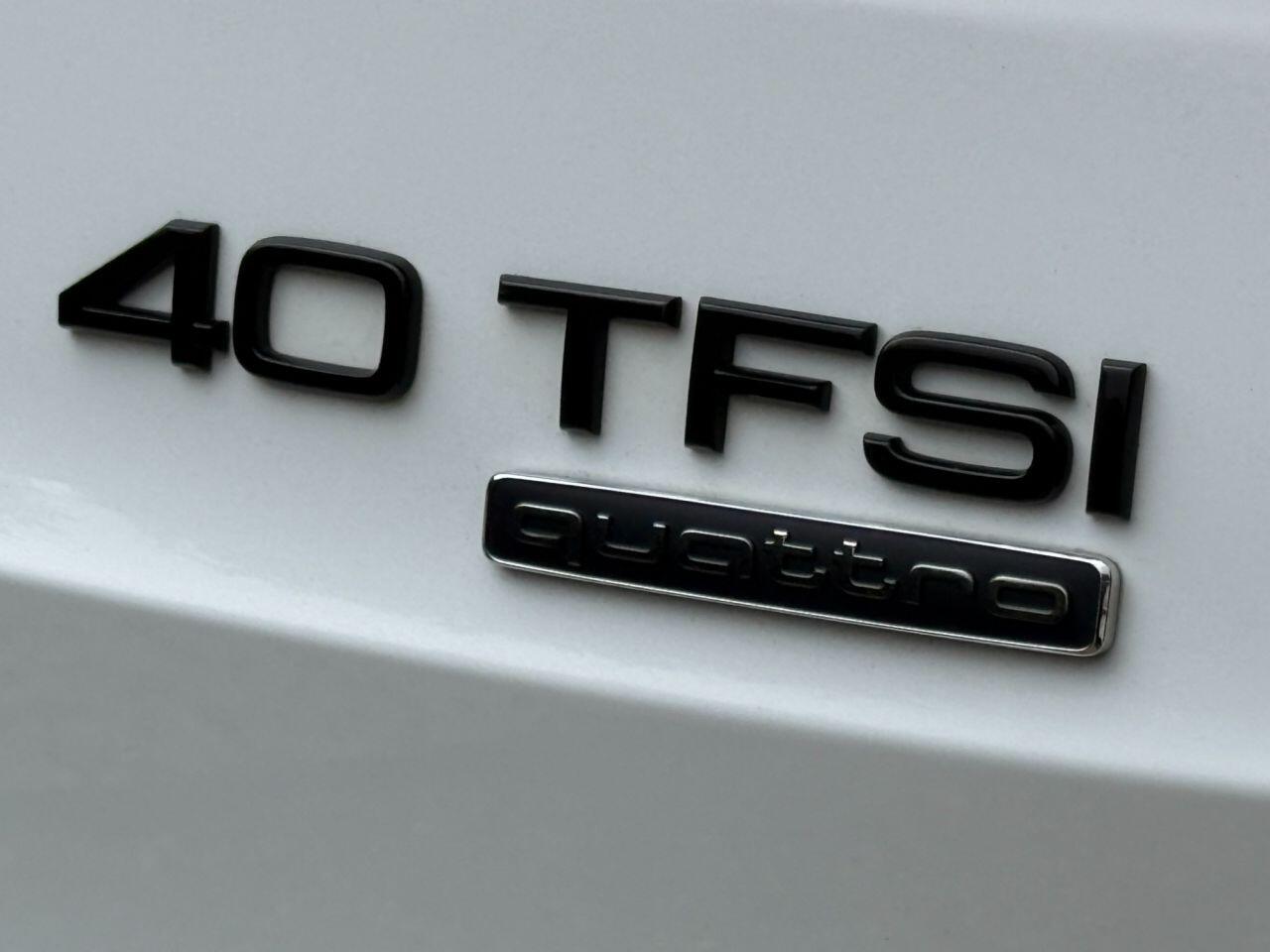 Audi Q3 view 28